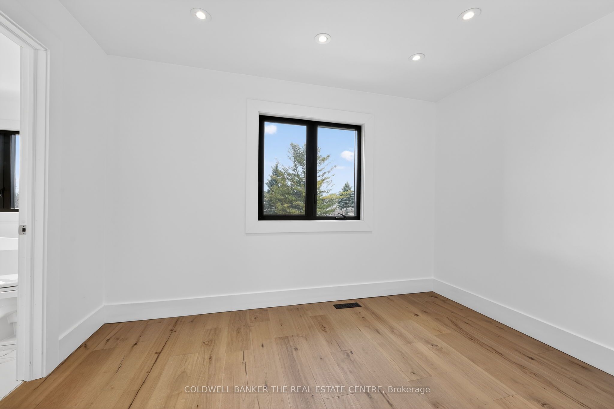 8 Brownlee Drive Property Photo 27