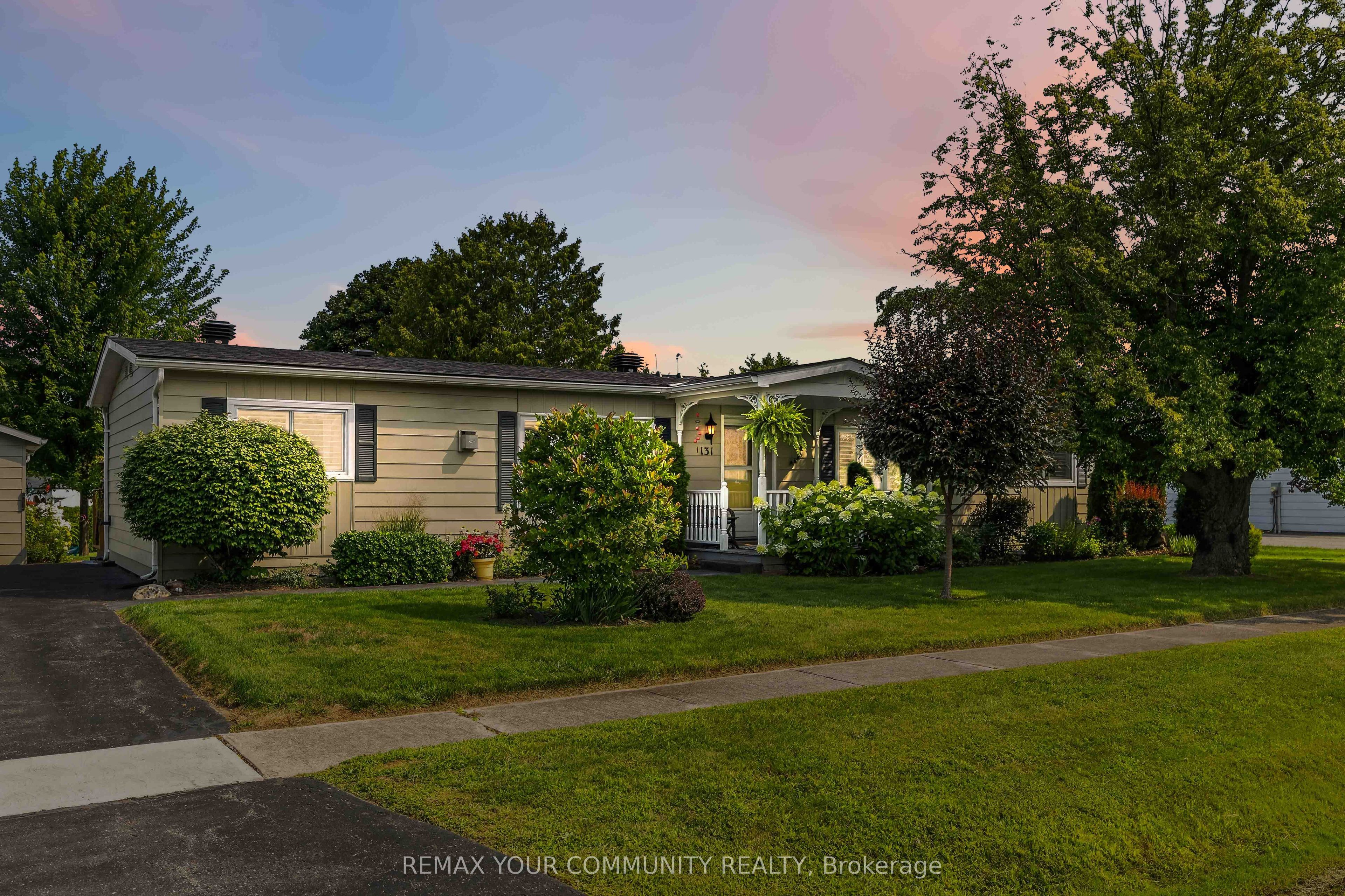 131 Roxanna Drive Property Photo 1