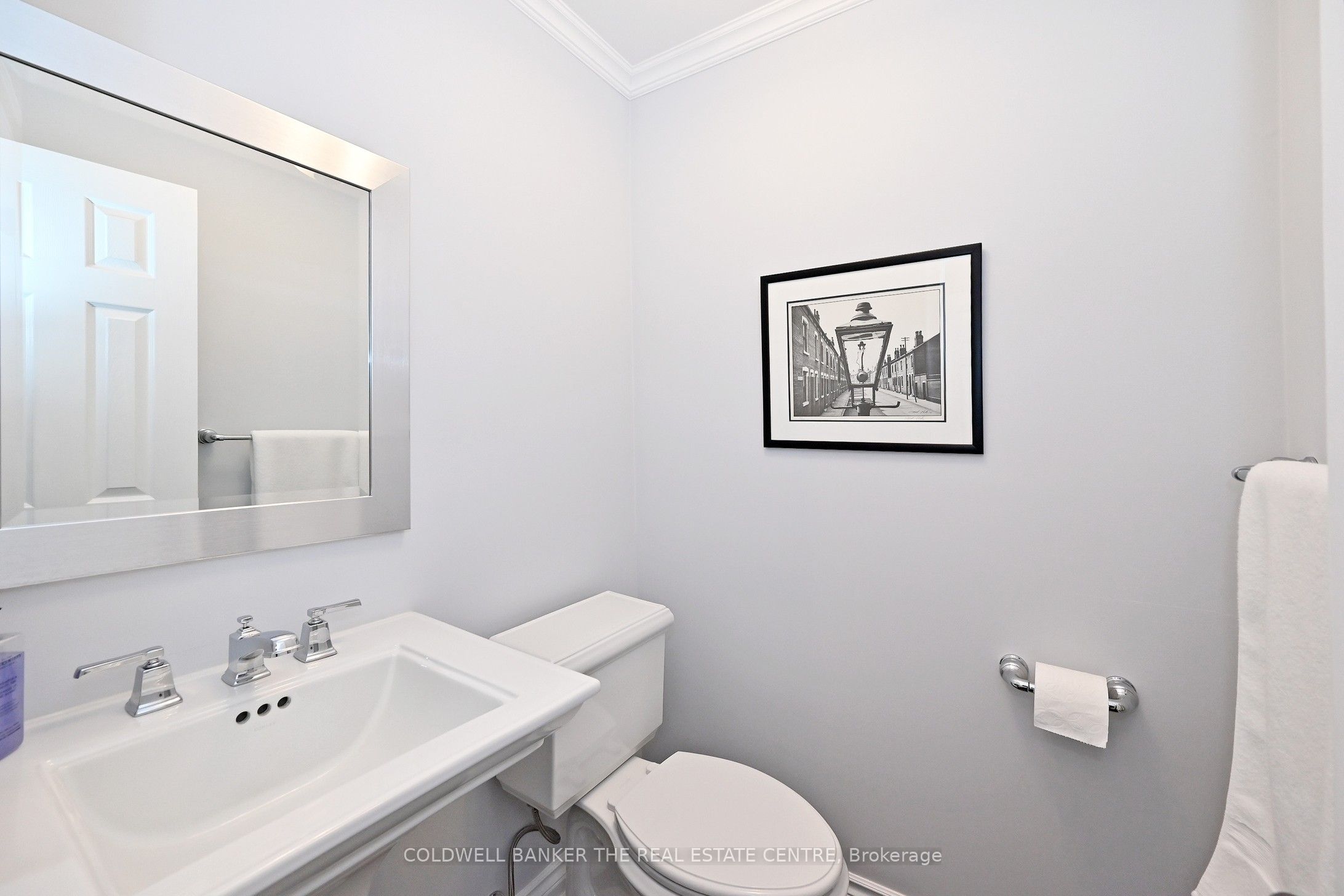 194 Chambers Crescent Property Photo 24
