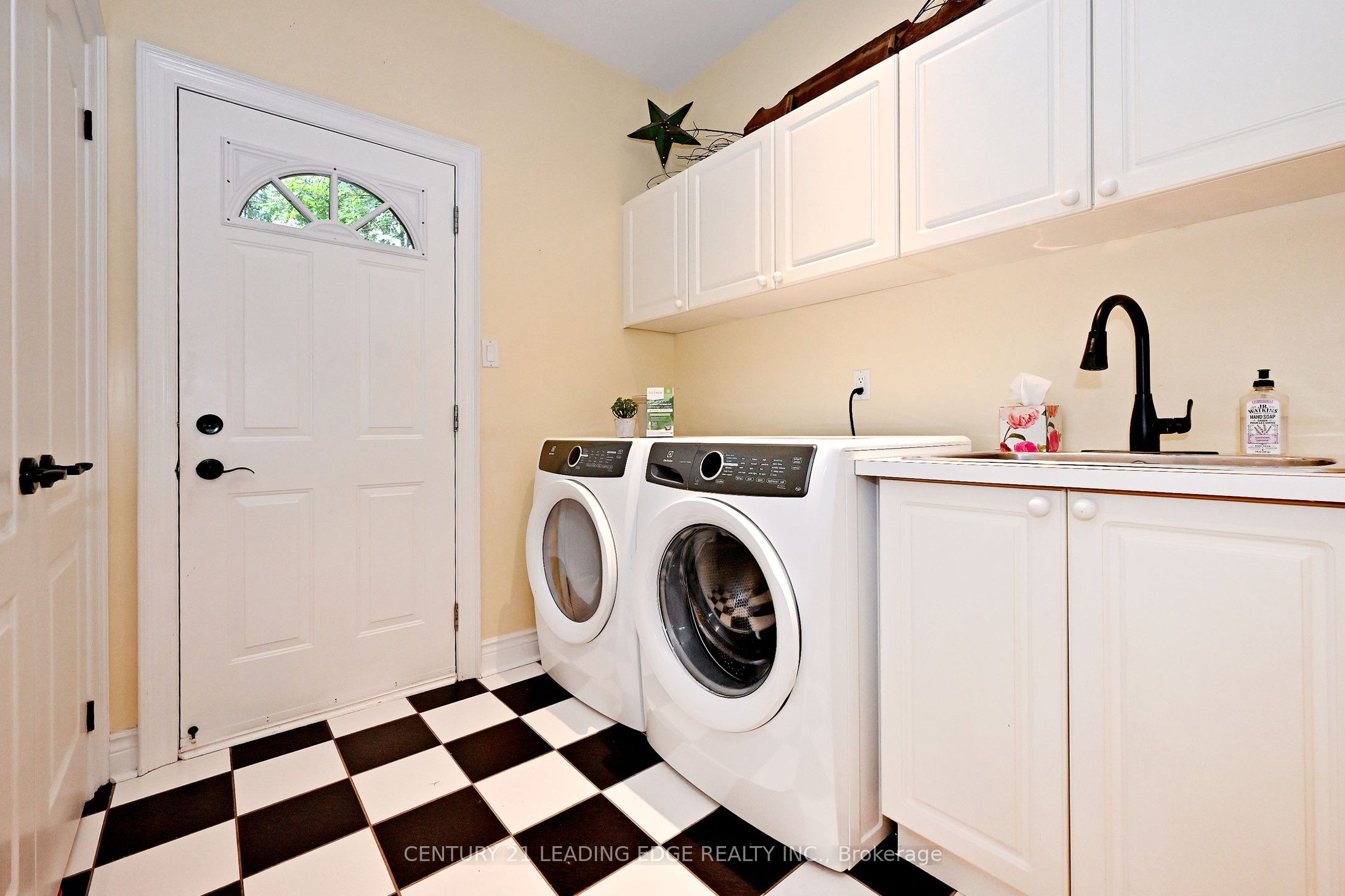 7 Normandale Road Property Photo 22