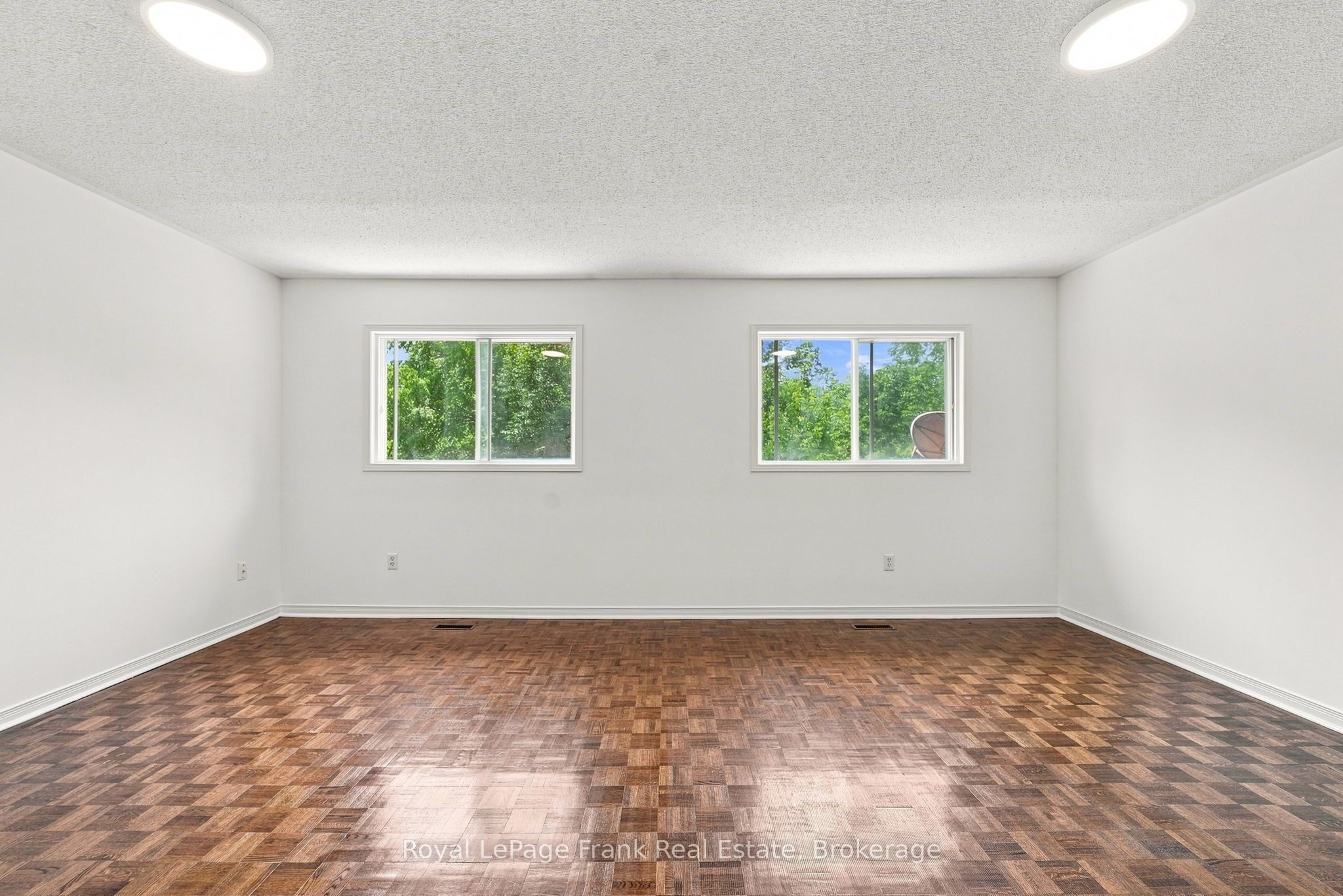 69 Alberta Drive Property Photo 28