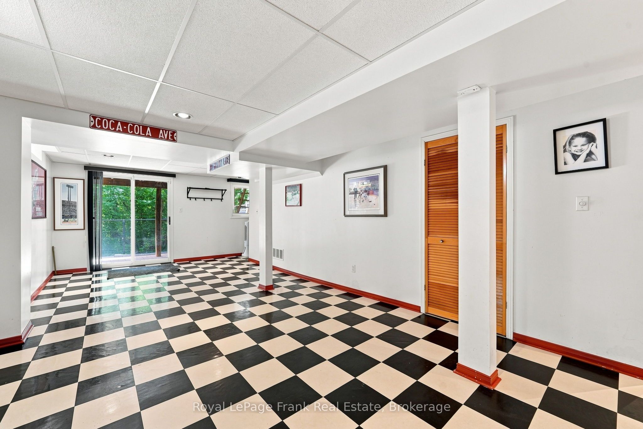 69 Alberta Drive Property Photo 38