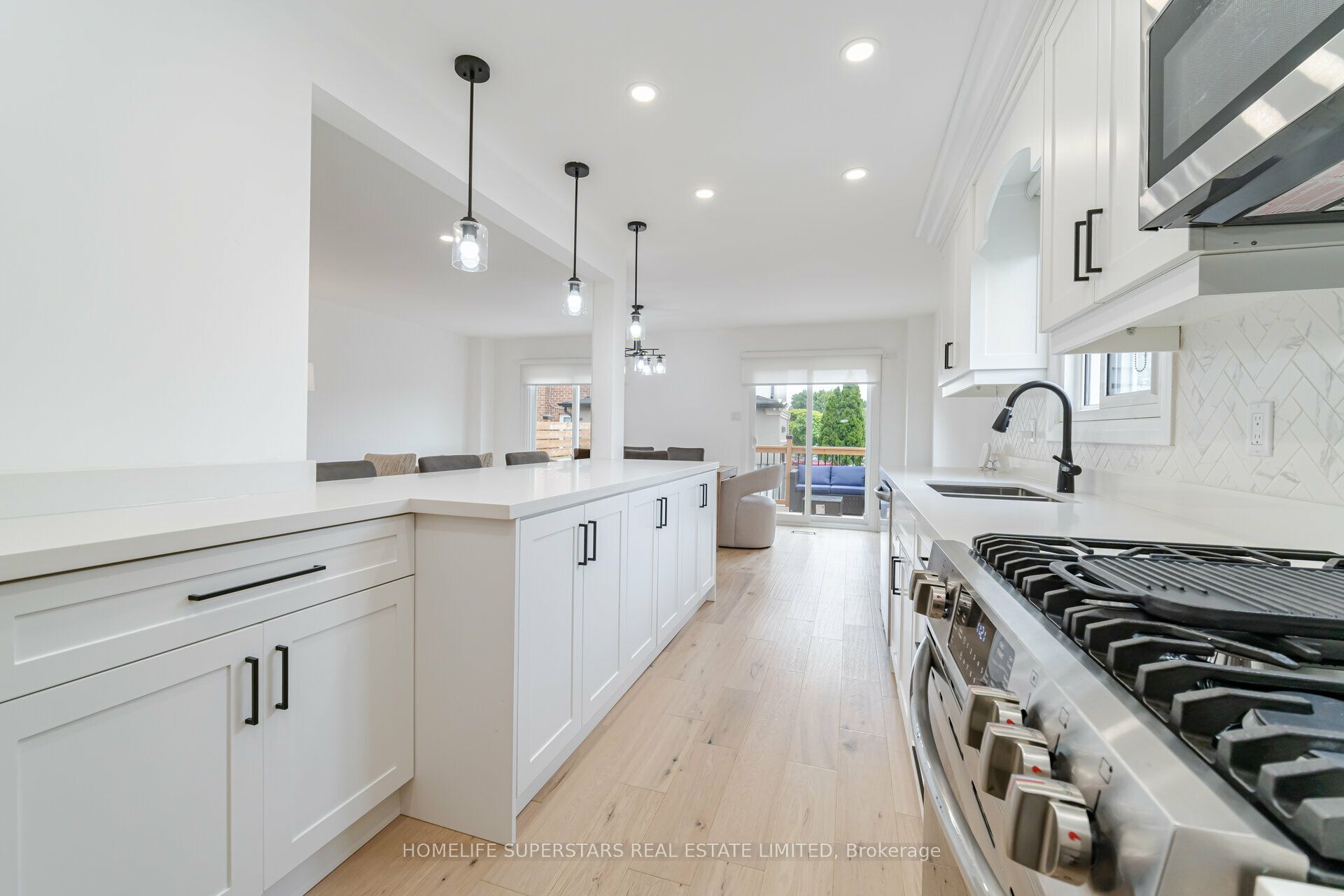 3 New Seabury Drive Property Photo 6