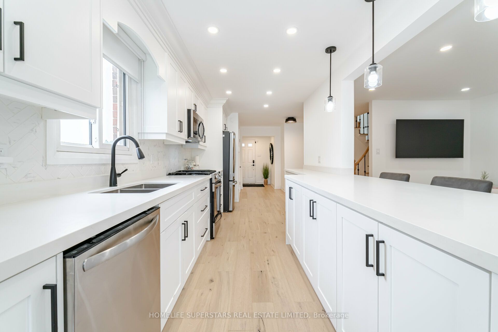3 New Seabury Drive Property Photo 7