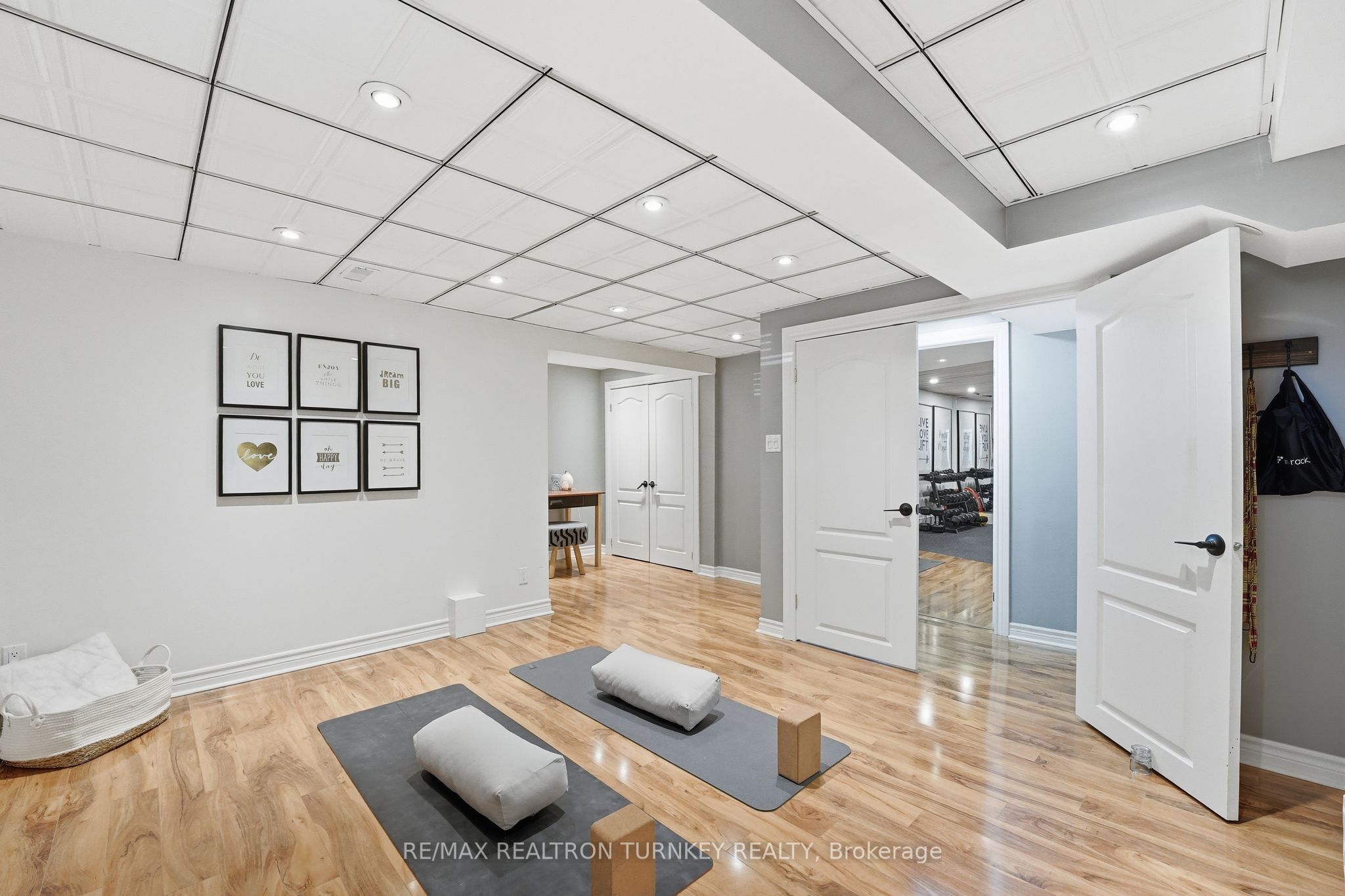 818 Exceller Circle Property Photo 35