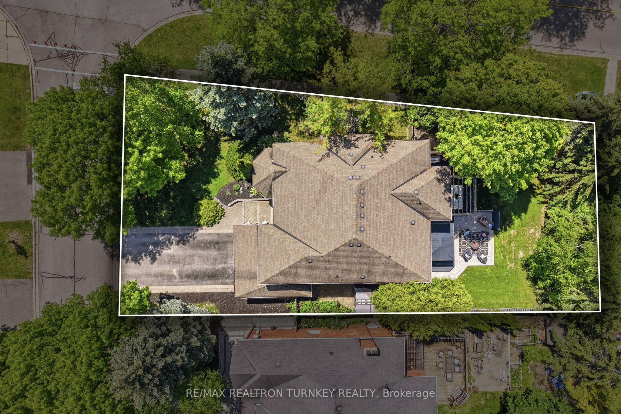 818 Exceller Circle Property Photo 47