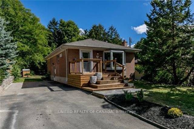 45 Bayview Parkway Property Photo 1