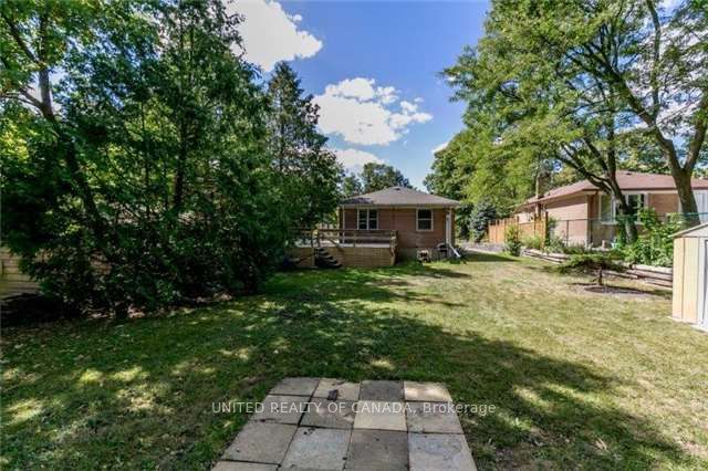 45 Bayview Parkway Property Photo 4