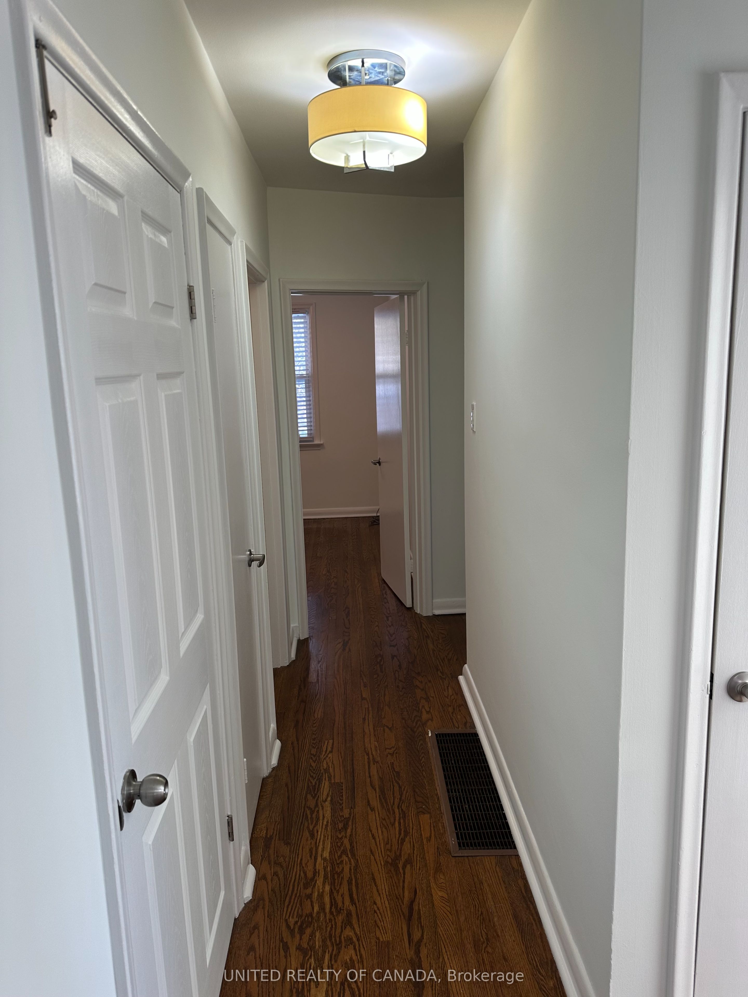 45 Bayview Parkway Property Photo 5
