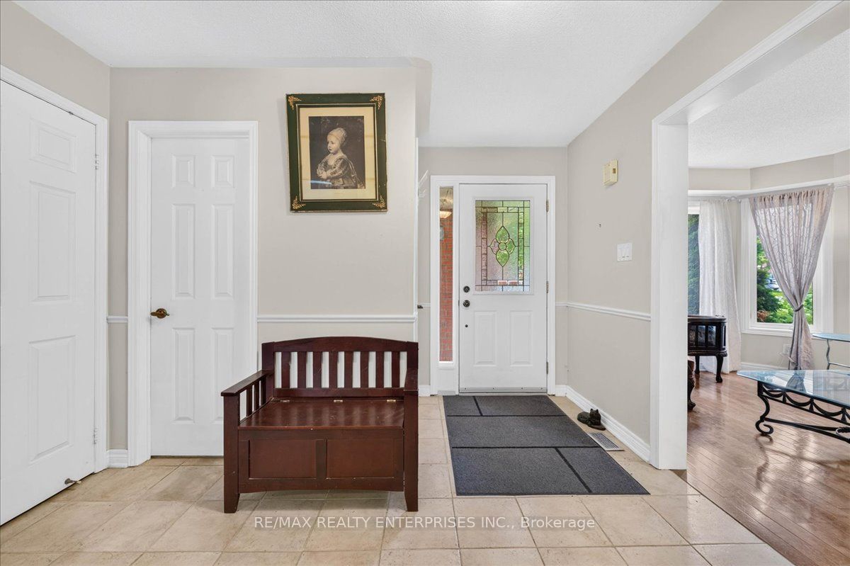 844 Hollander Road Property Photo 4