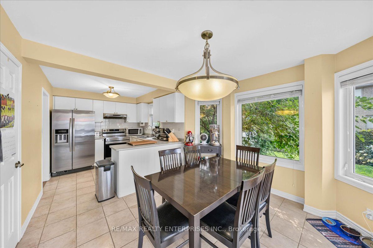 844 Hollander Road Property Photo 15