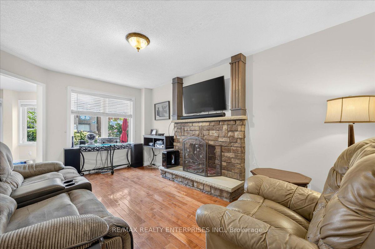 844 Hollander Road Property Photo 17