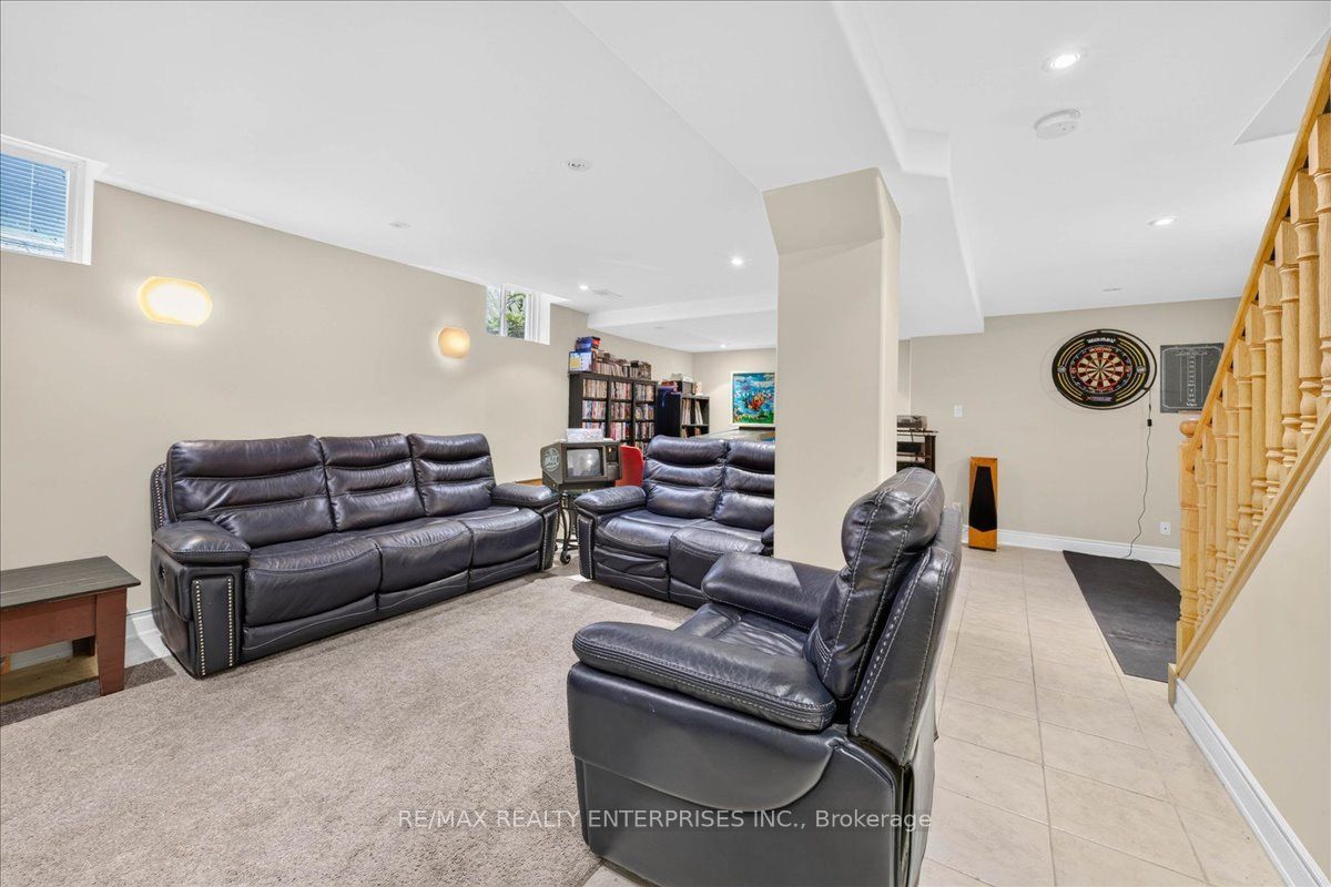 844 Hollander Road Property Photo 34