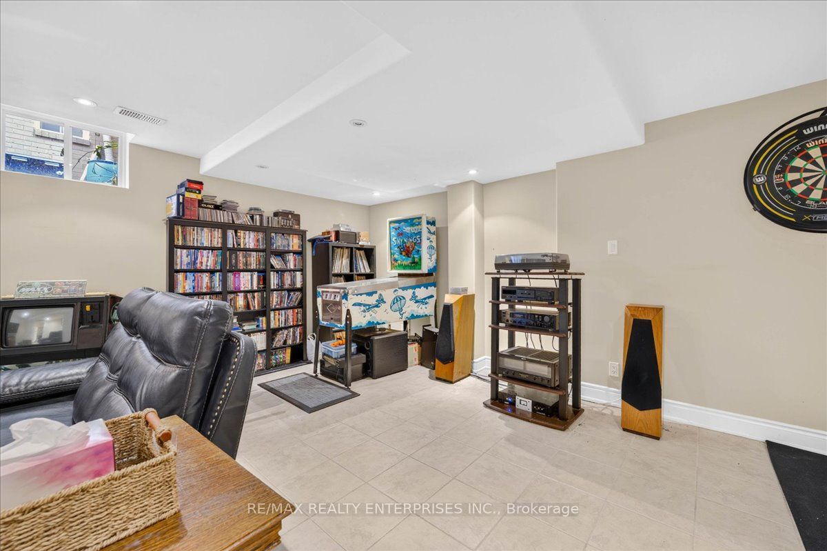 844 Hollander Road Property Photo 35