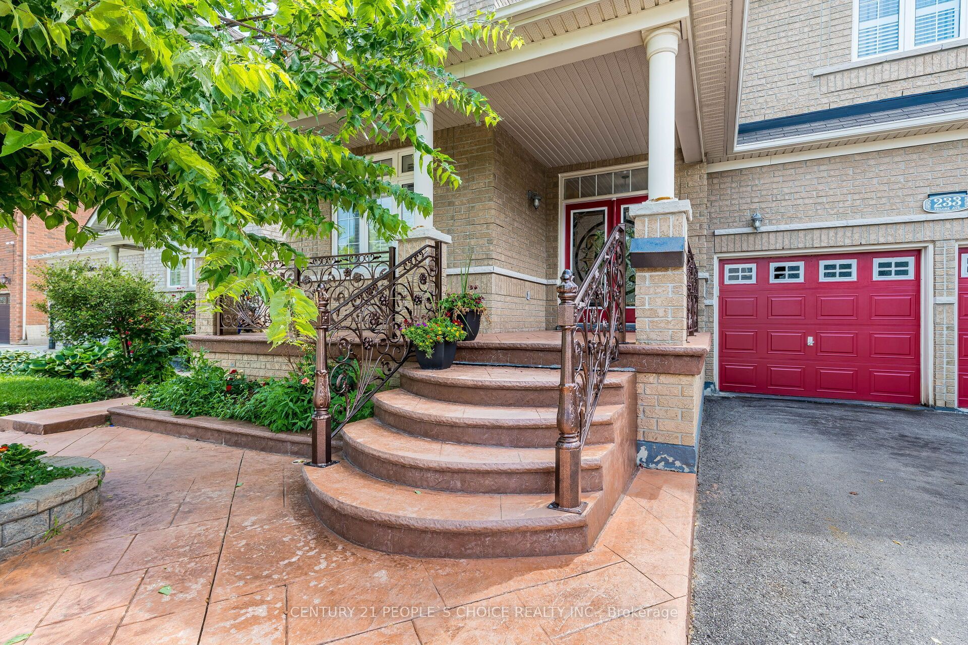 233 Vellore Avenue Property Photo 4