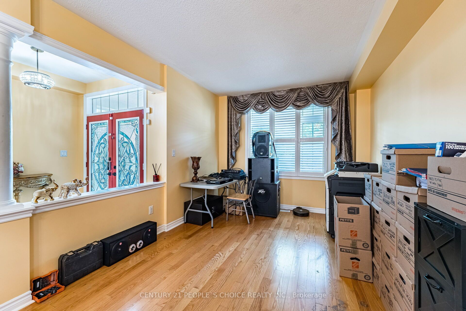 233 Vellore Avenue Property Photo 8