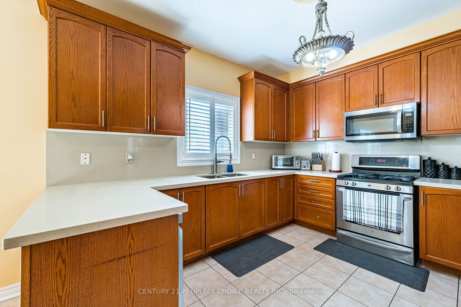 233 Vellore Avenue Property Photo 10