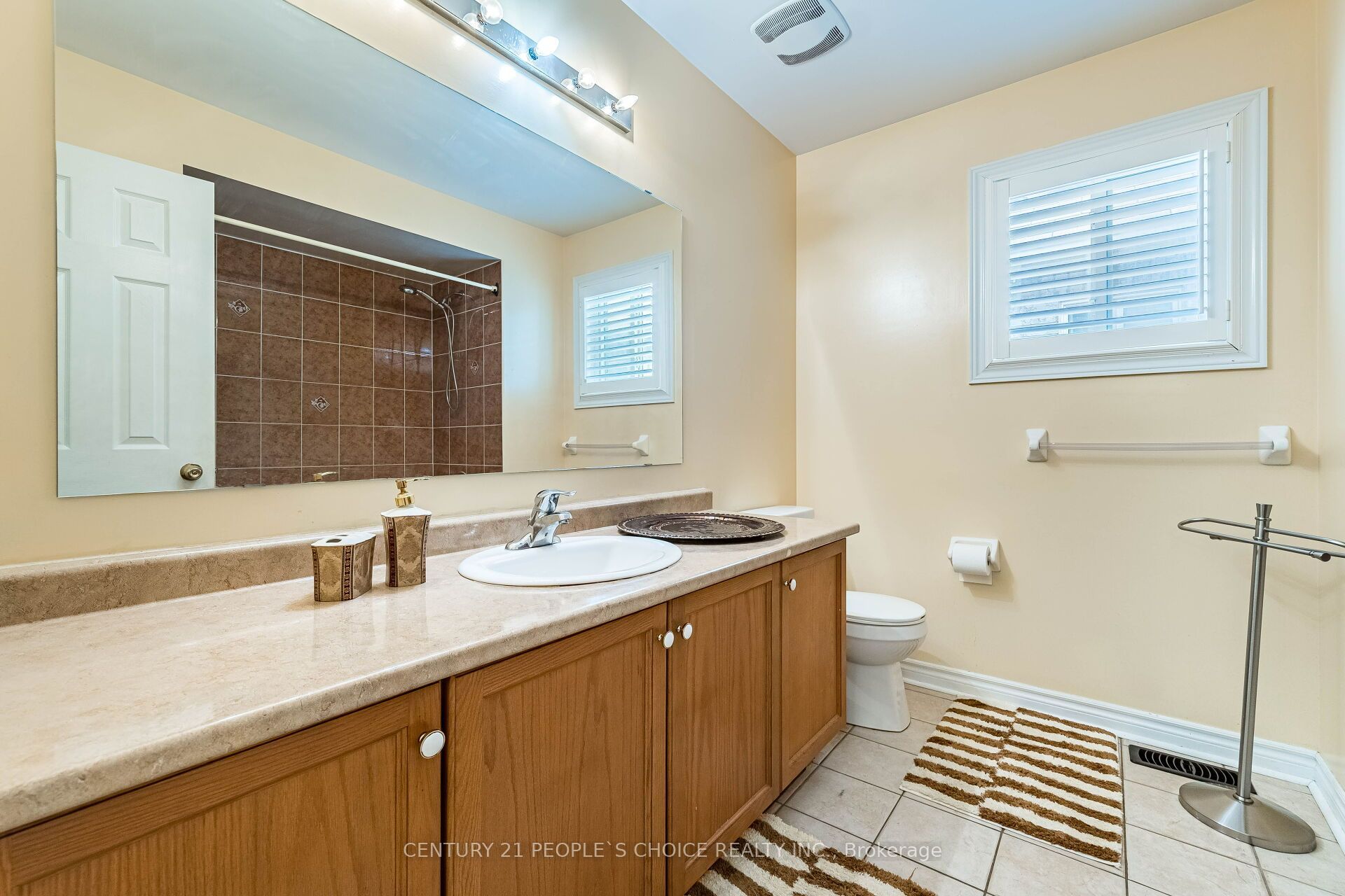 233 Vellore Avenue Property Photo 22