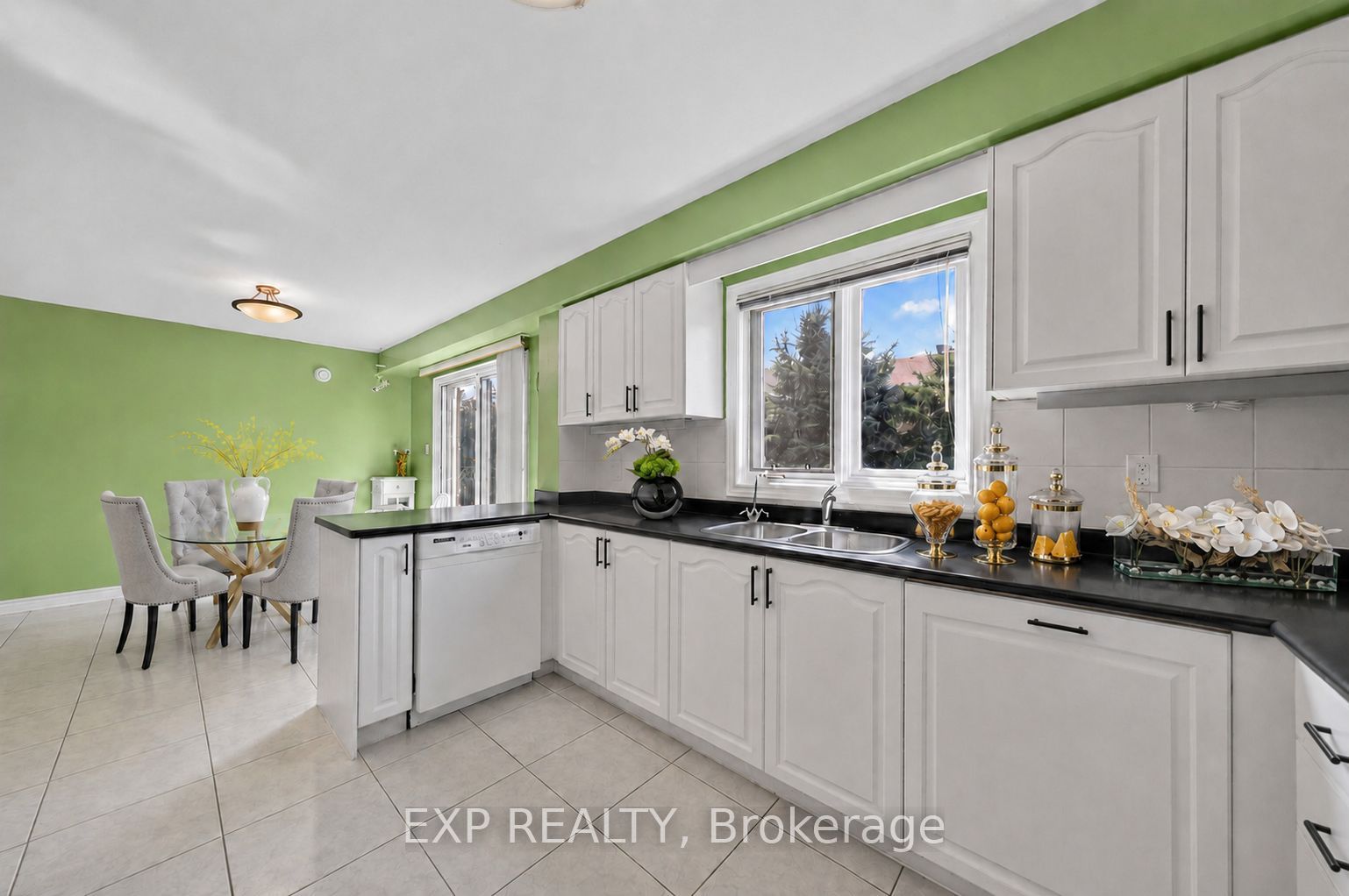 19 Springbrook Drive Property Photo 12