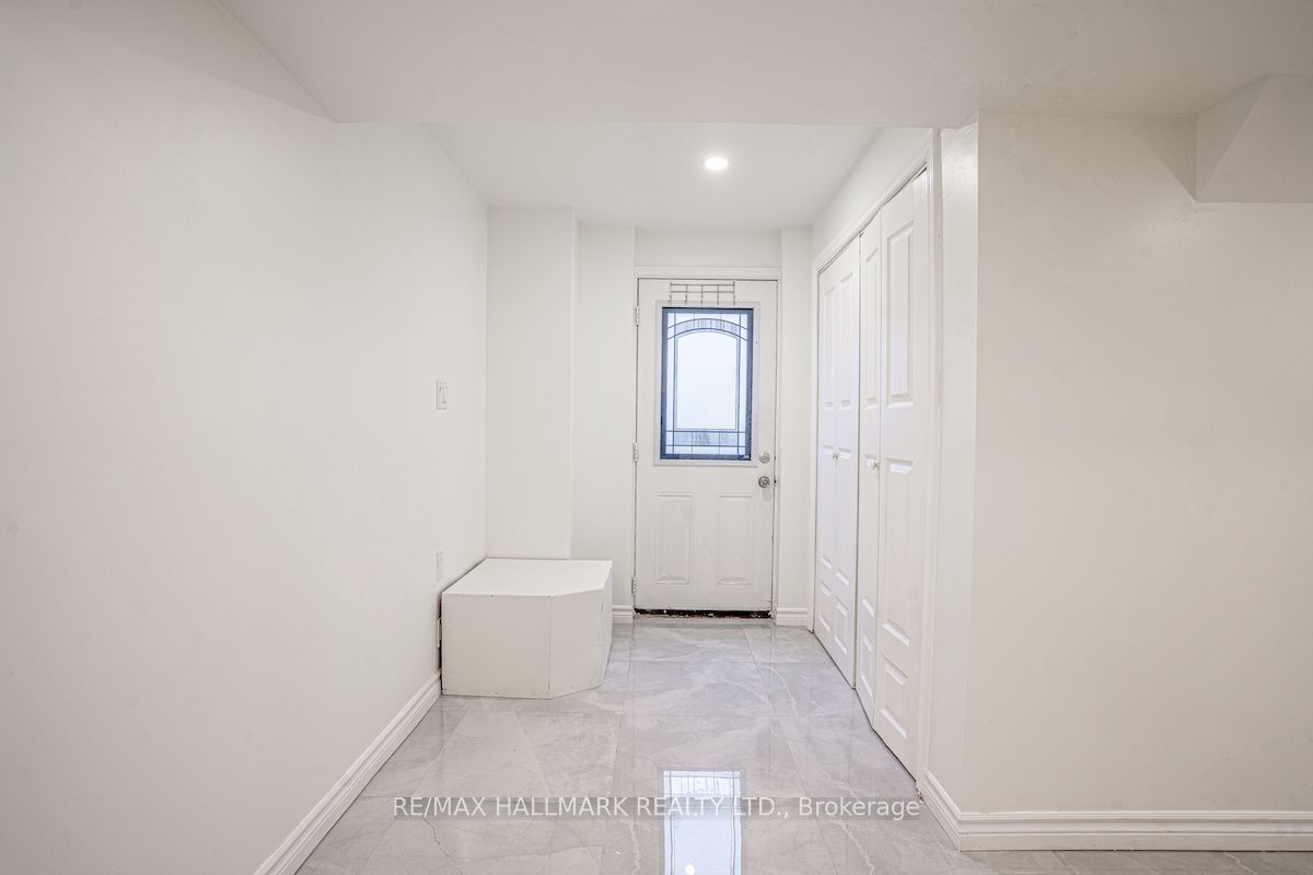 77 Wheelwright Drive Bsmt Property Photo 10