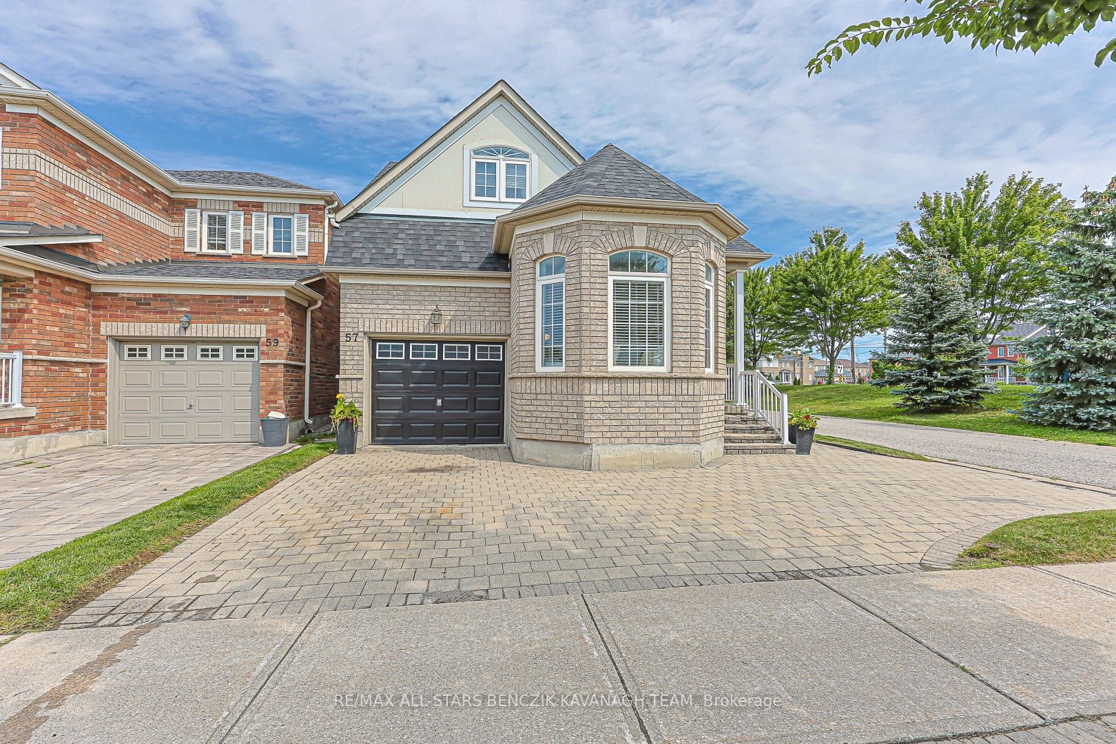 57 Outlook Terrace Drive Property Photo 2