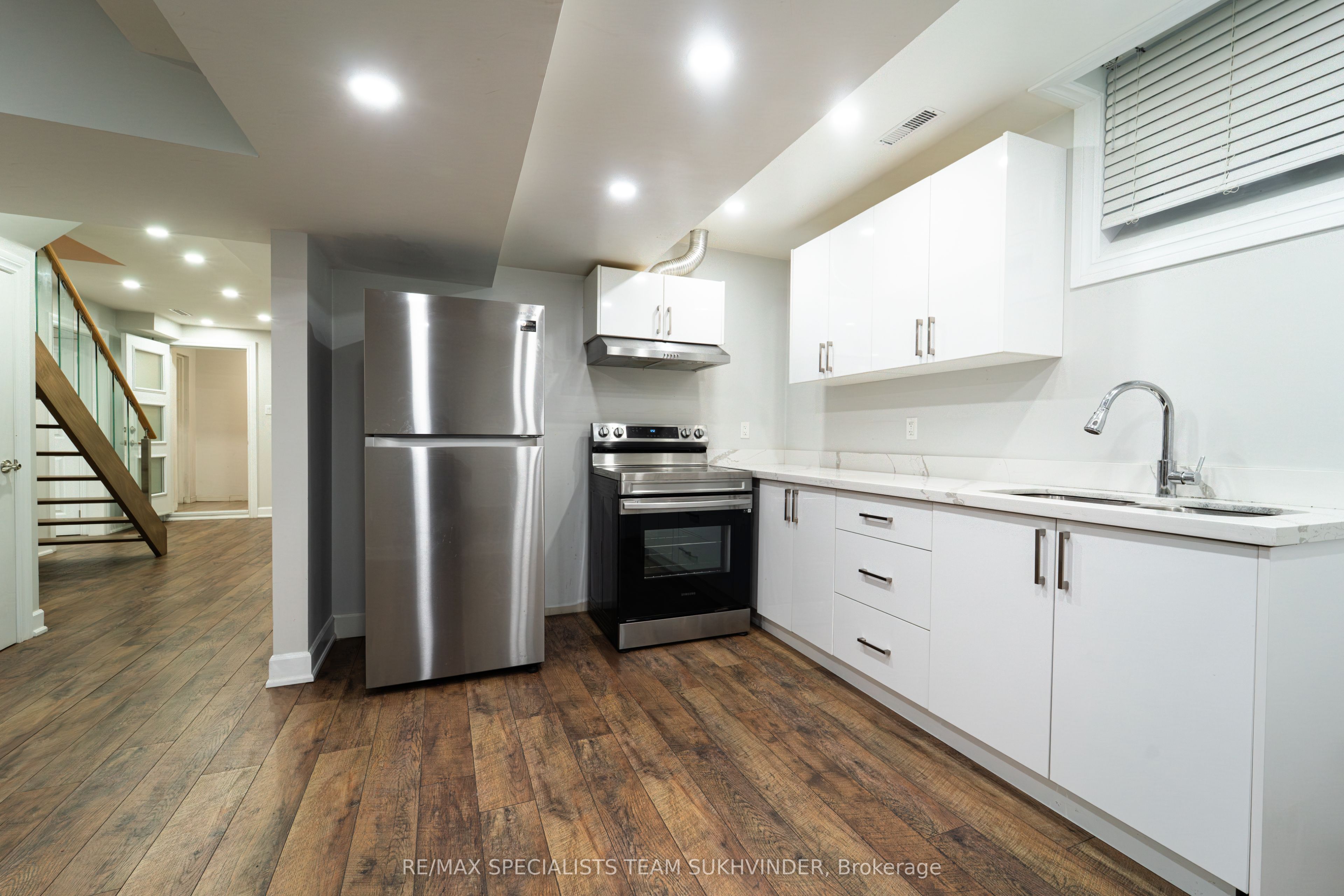 128 Embassy Drive Property Photo 1