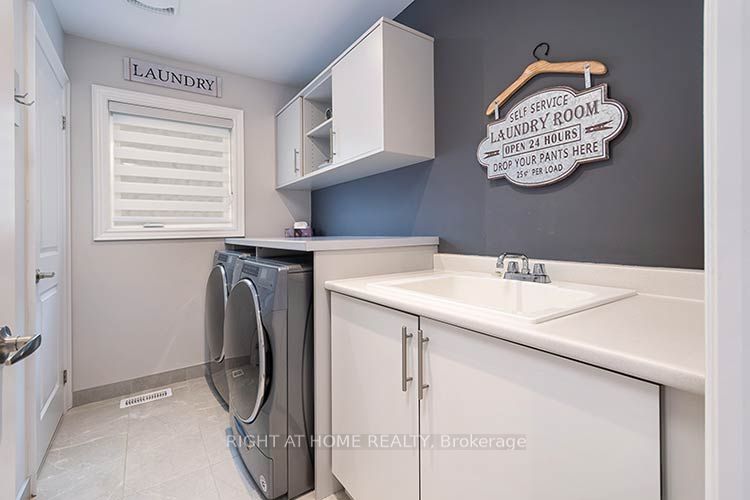 87 Carondale Square Property Photo 15