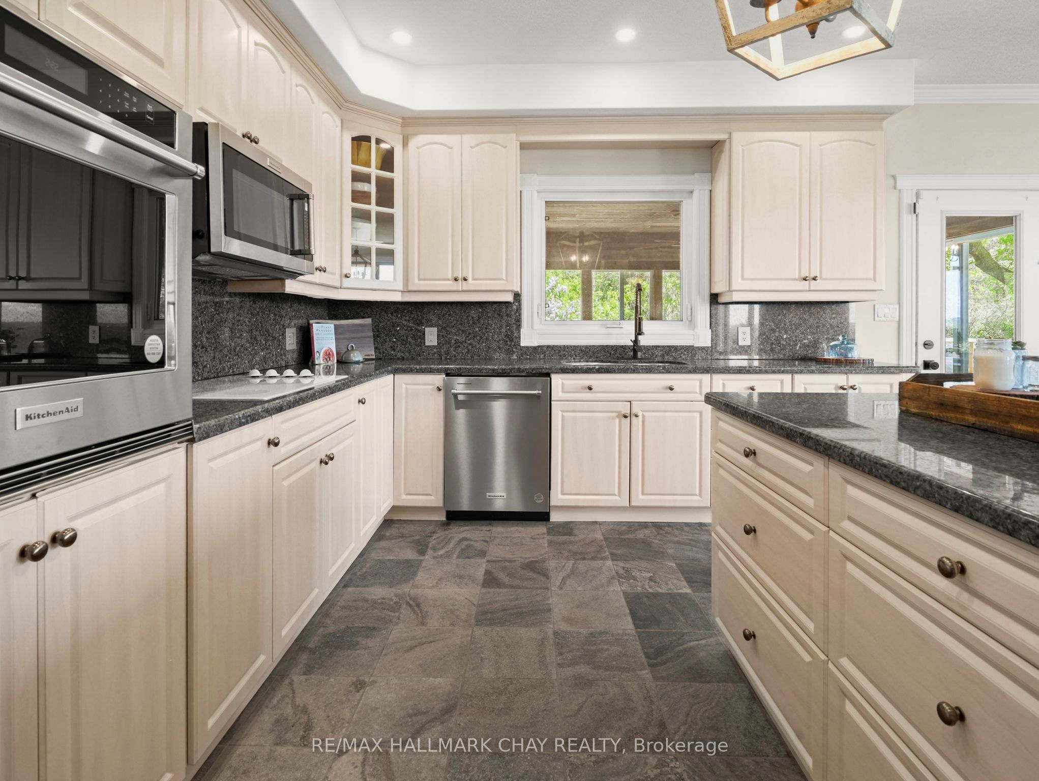 7765 5 Sideroad Tosorontio Property Photo 13