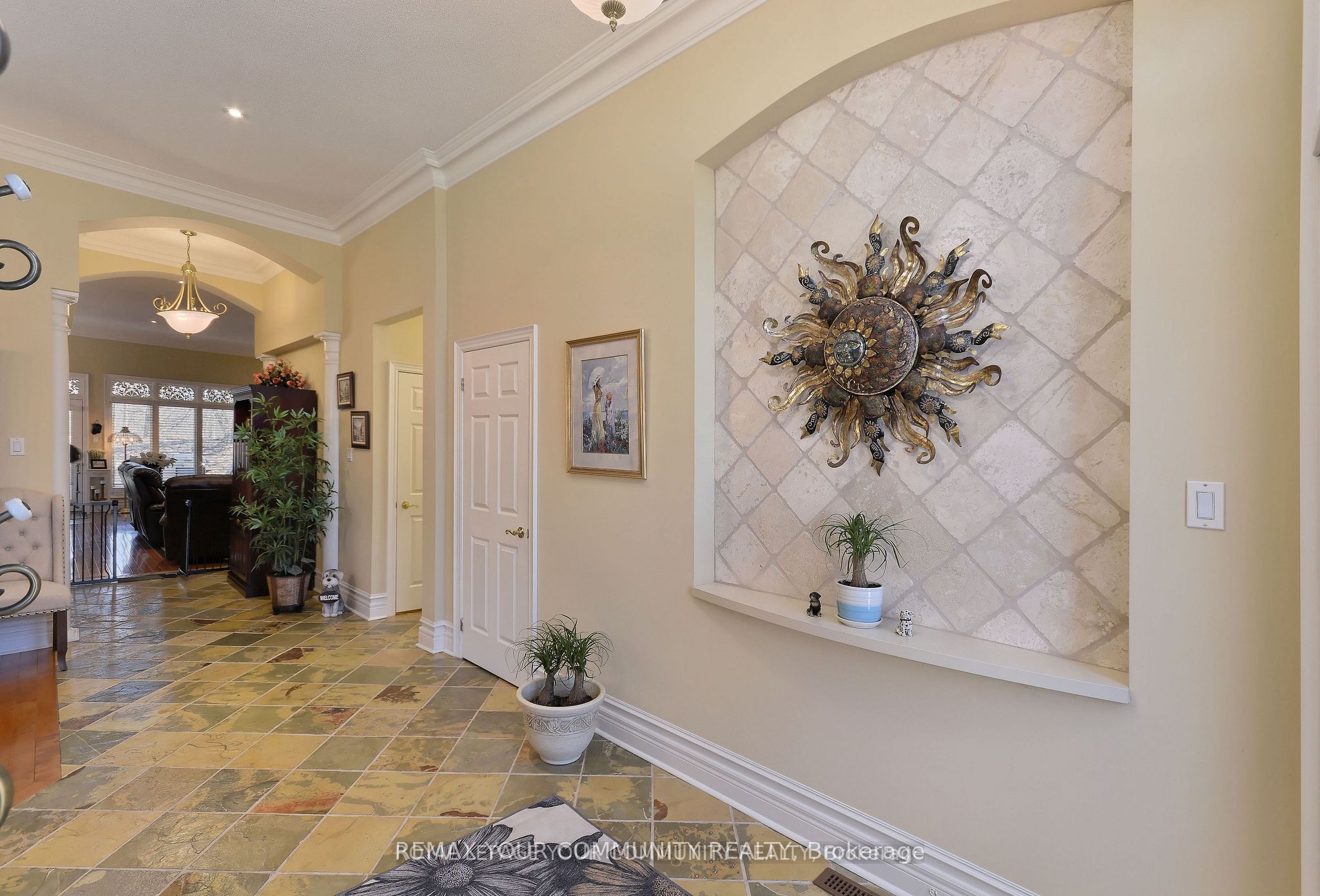 158 Legendary Trail Property Photo 5