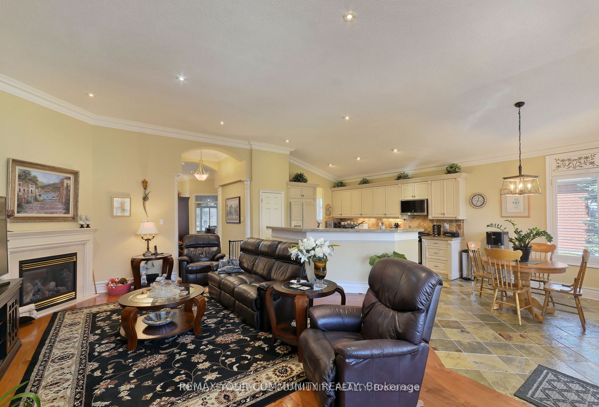 158 Legendary Trail Property Photo 6