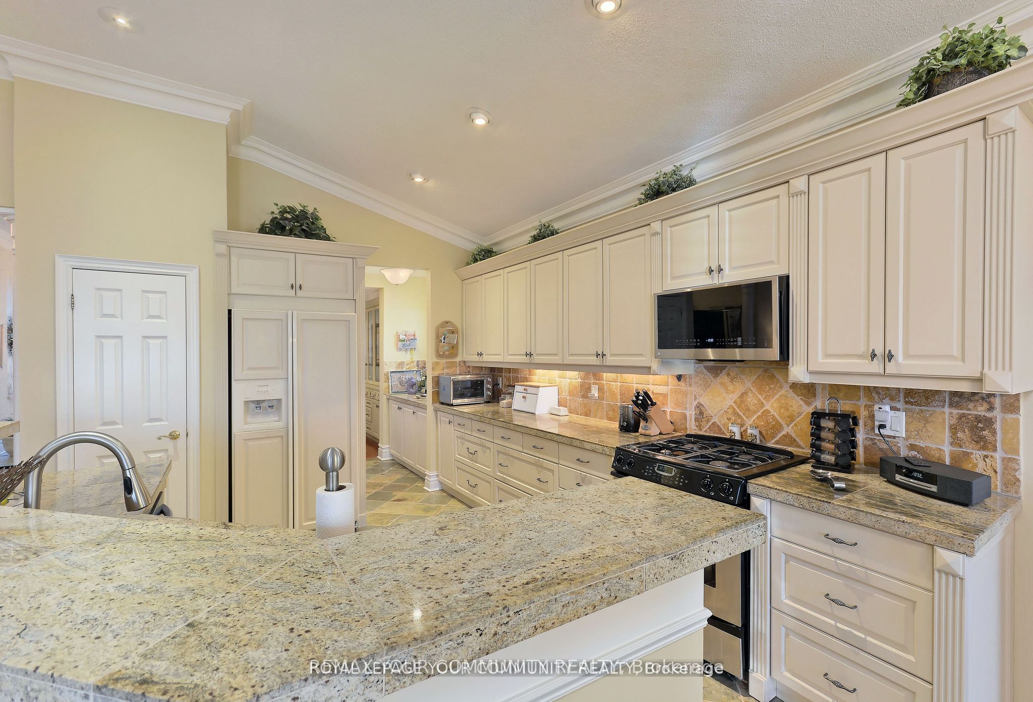 158 Legendary Trail Property Photo 11