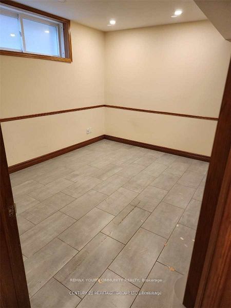 45 Kersey Crescent Bsmt #2 Property Photo 8
