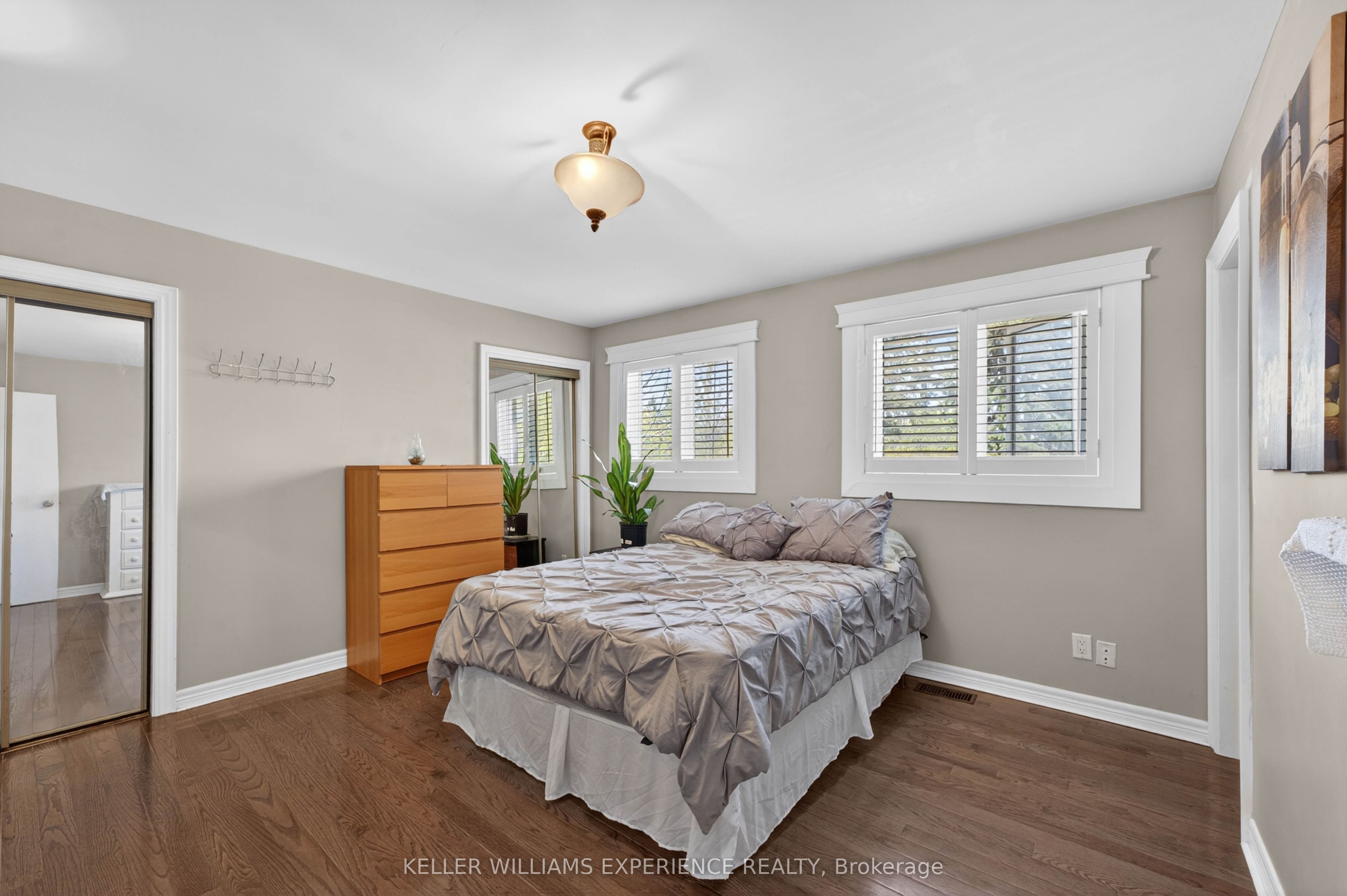 281 Victoria Street E Property Photo 17