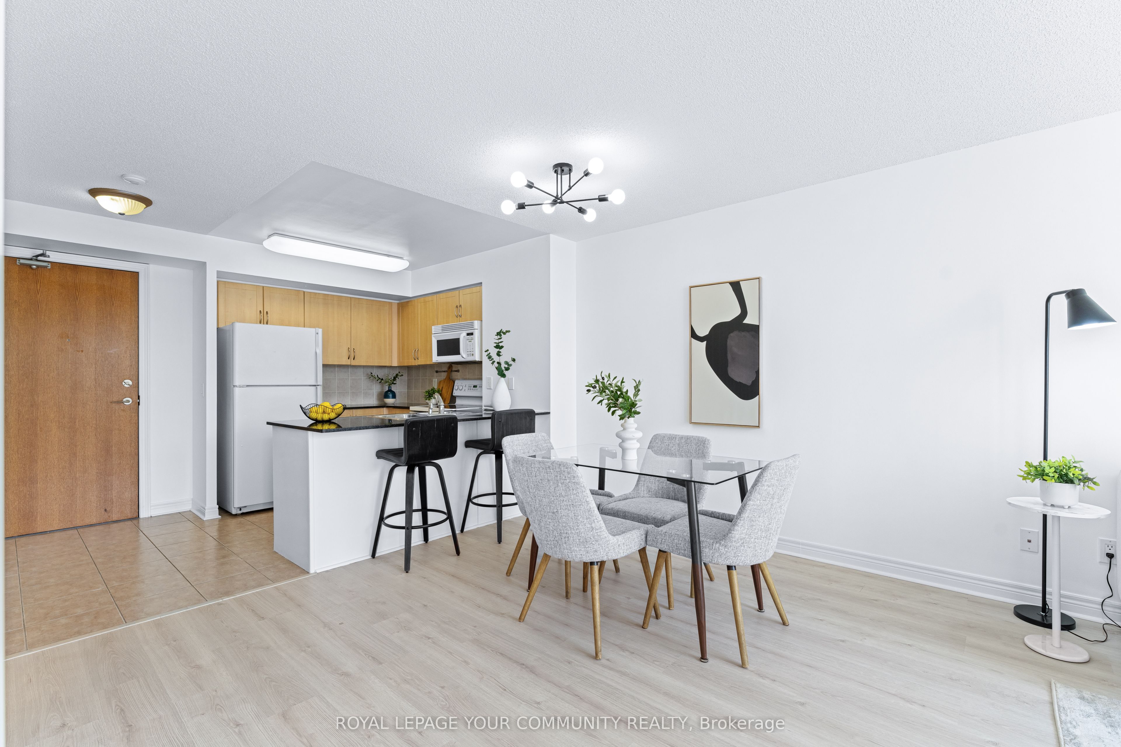 50 Disera Drive 215 Property Photo 19