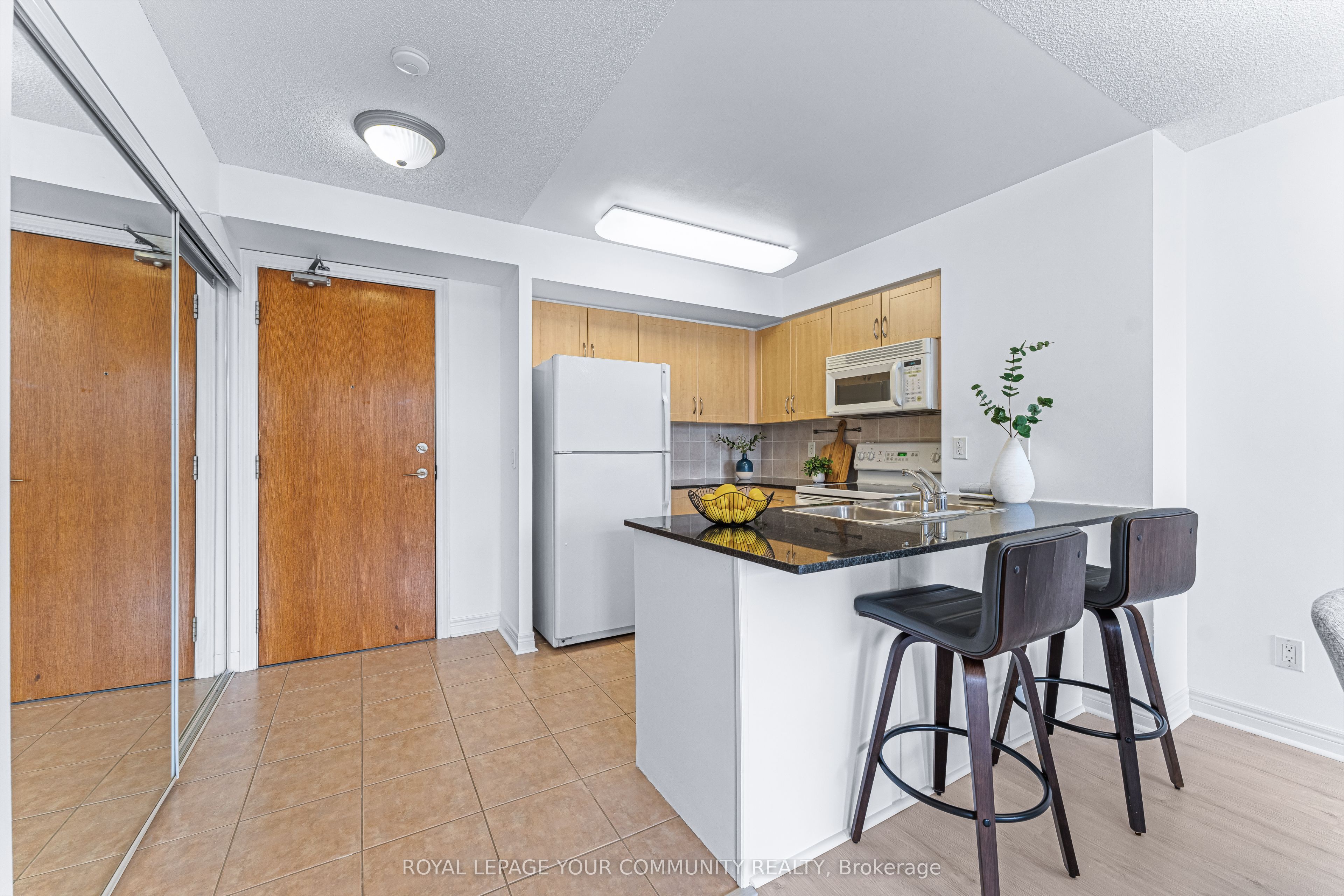 50 Disera Drive 215 Property Photo 22