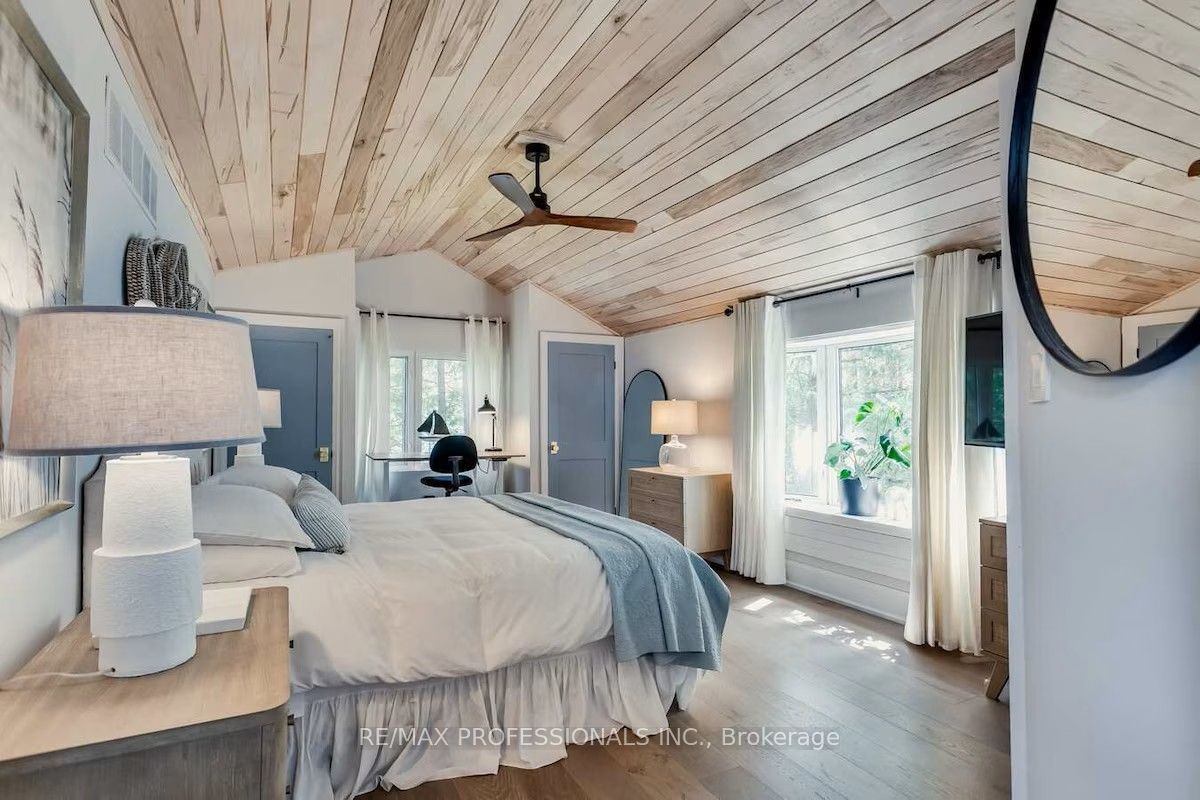 3465 Glenhaven Beach Road Property Photo 26
