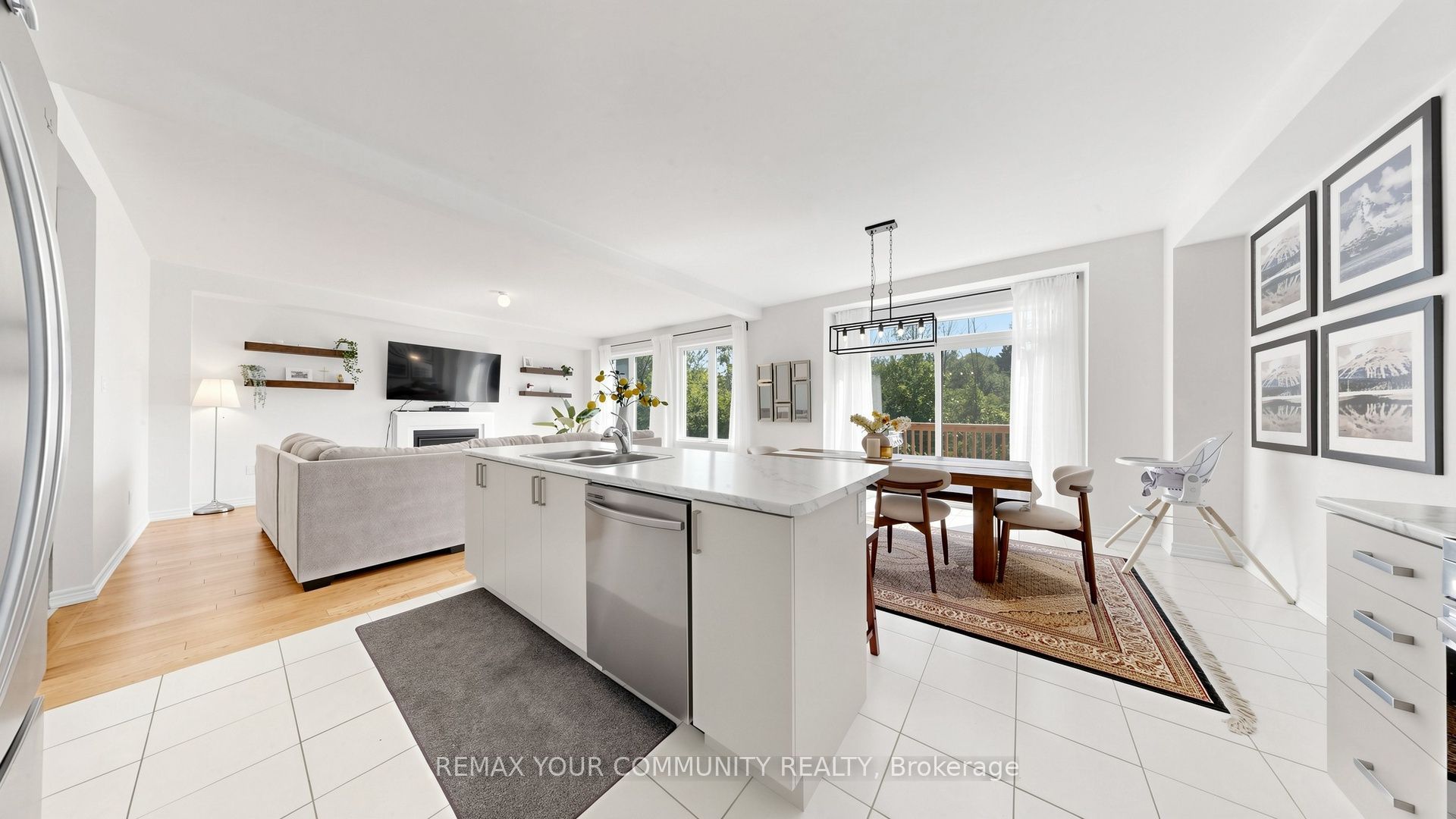 32 Baycroft Boulevard Property Photo 7