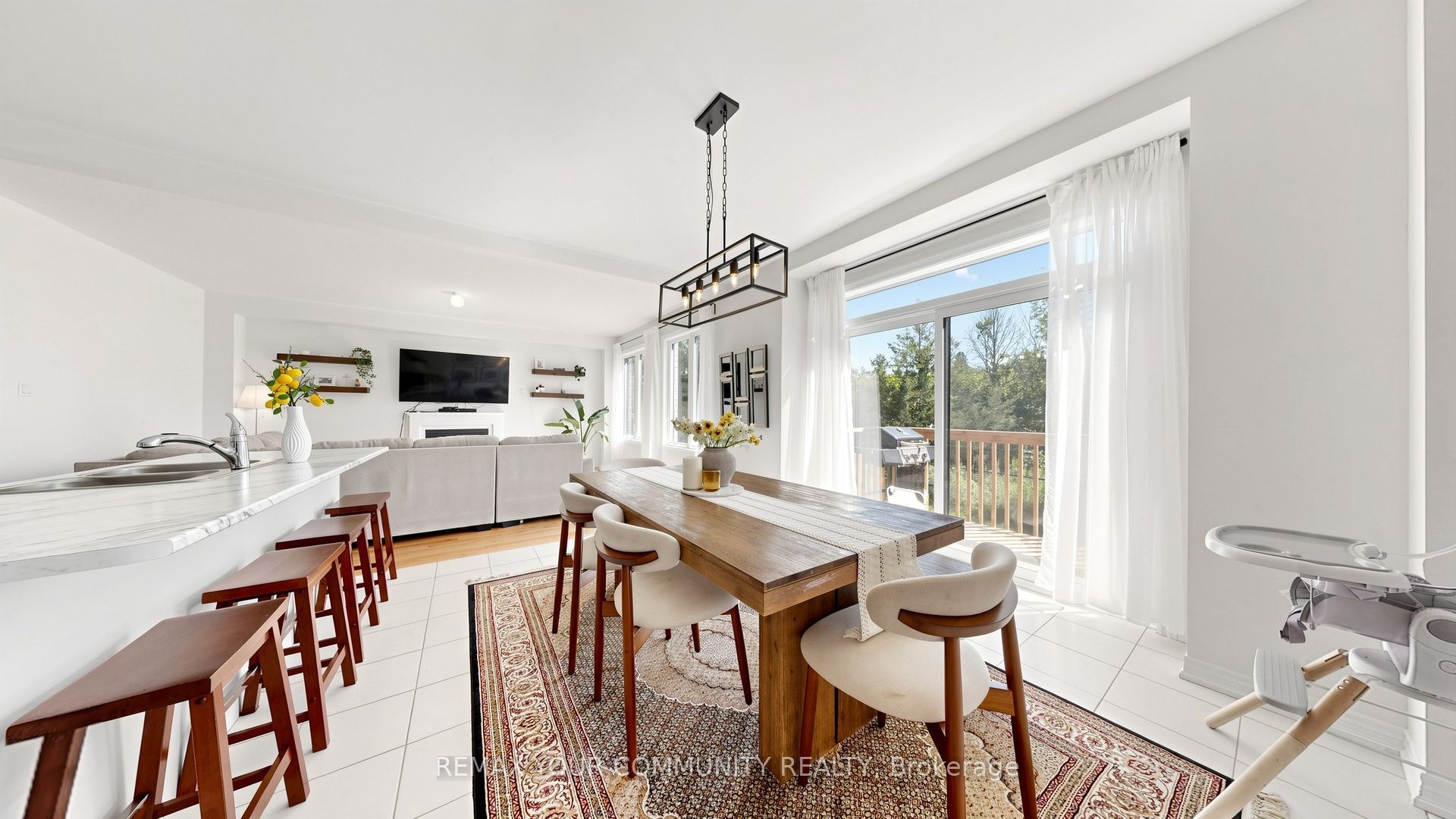 32 Baycroft Boulevard Property Photo 24