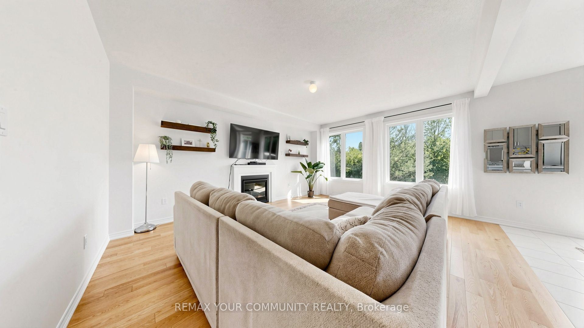 32 Baycroft Boulevard Property Photo 27