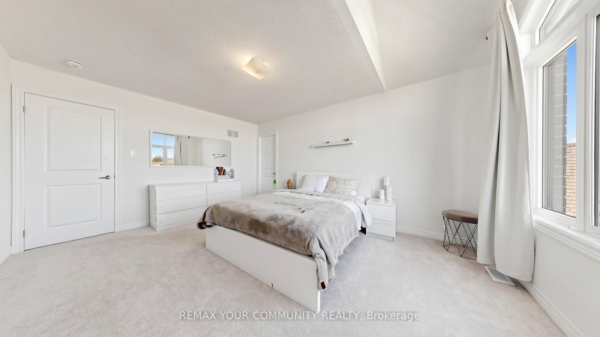 32 Baycroft Boulevard Property Photo 39