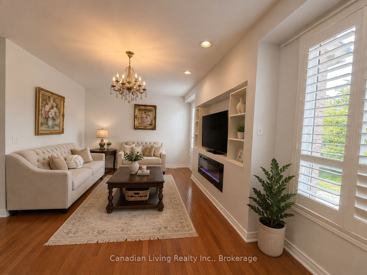 136 Regatta Avenue Property Photo 4