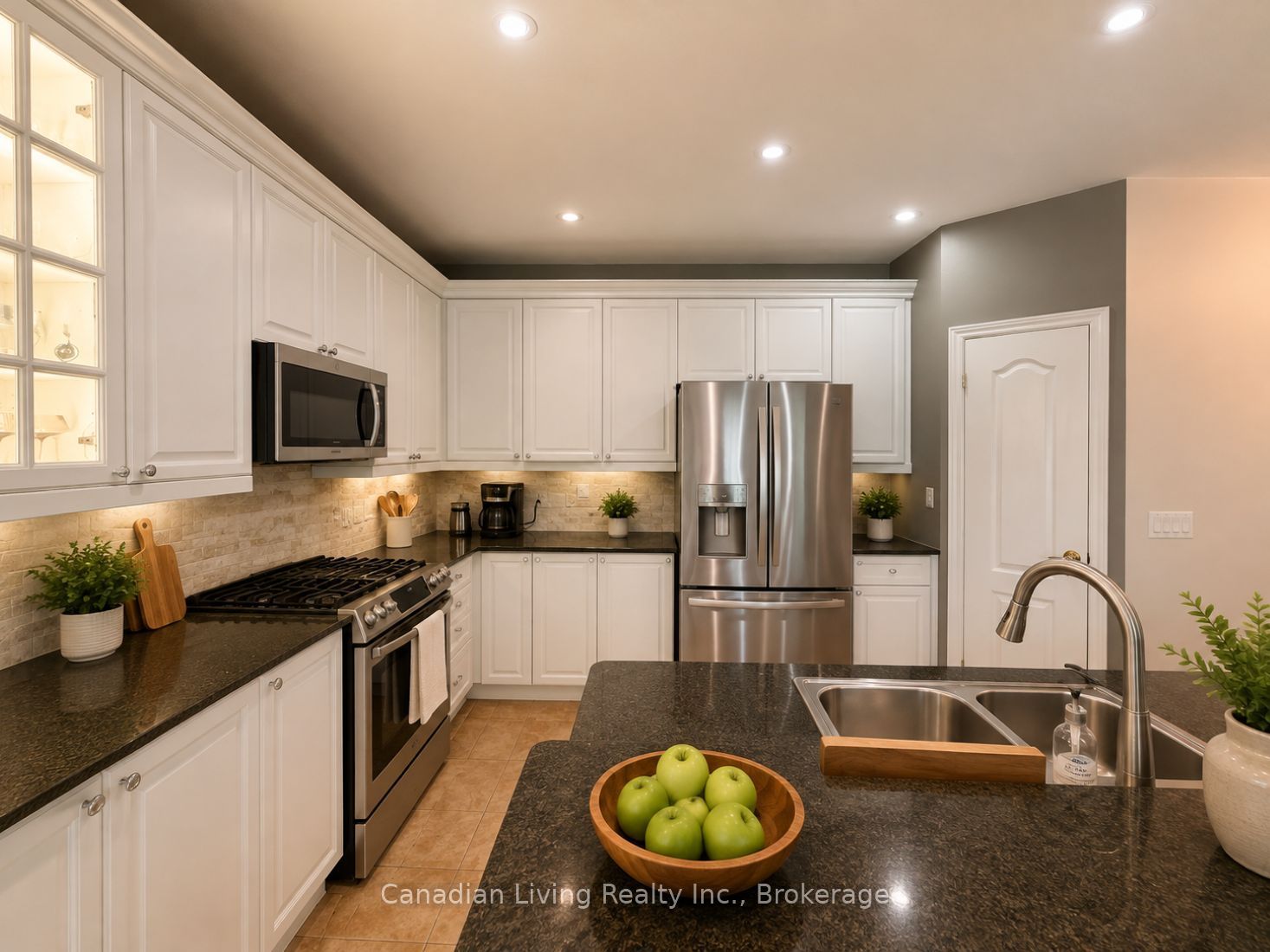 136 Regatta Avenue Property Photo 7