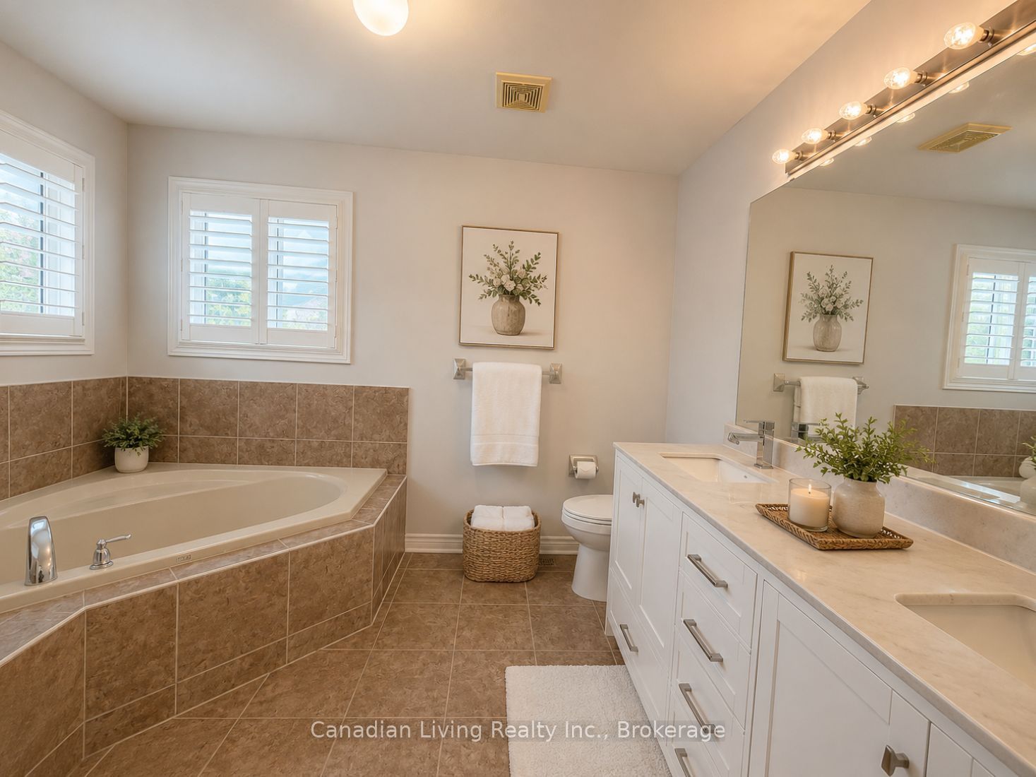 136 Regatta Avenue Property Photo 11