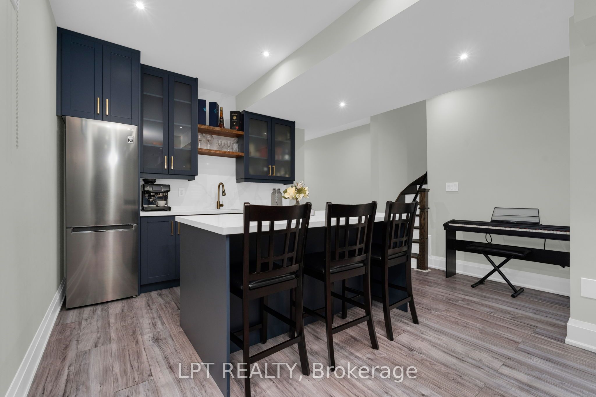 1333 Harrington Street Property Photo 29