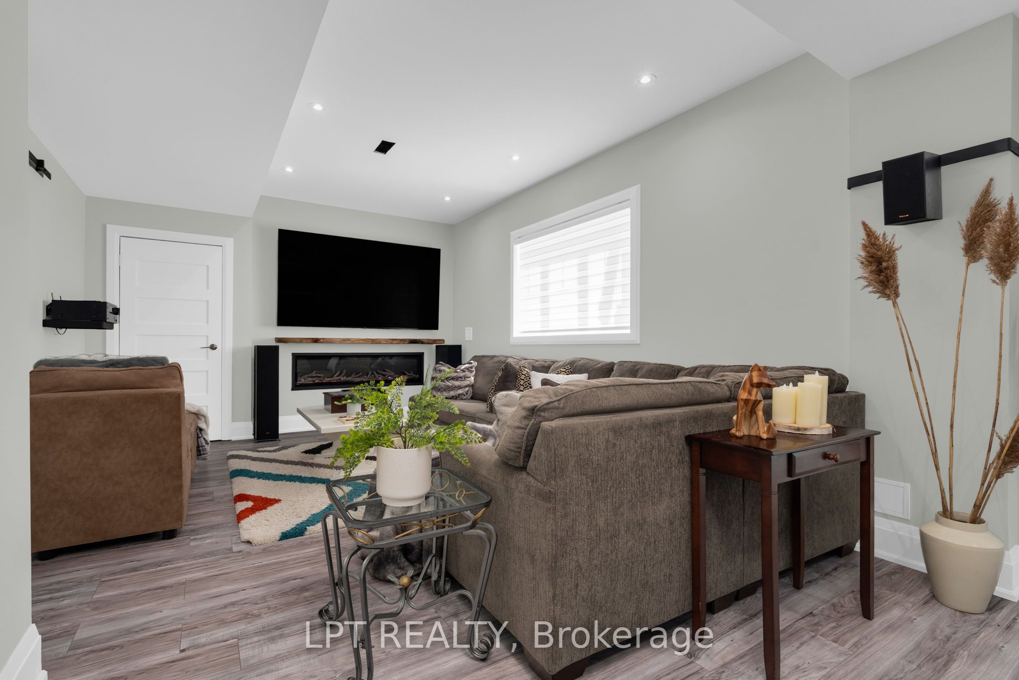 1333 Harrington Street Property Photo 31