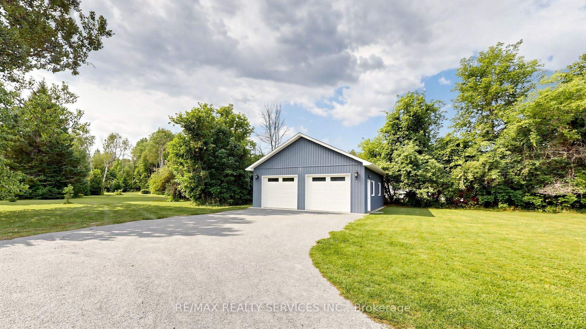 9225 County 1 Road Property Photo 3