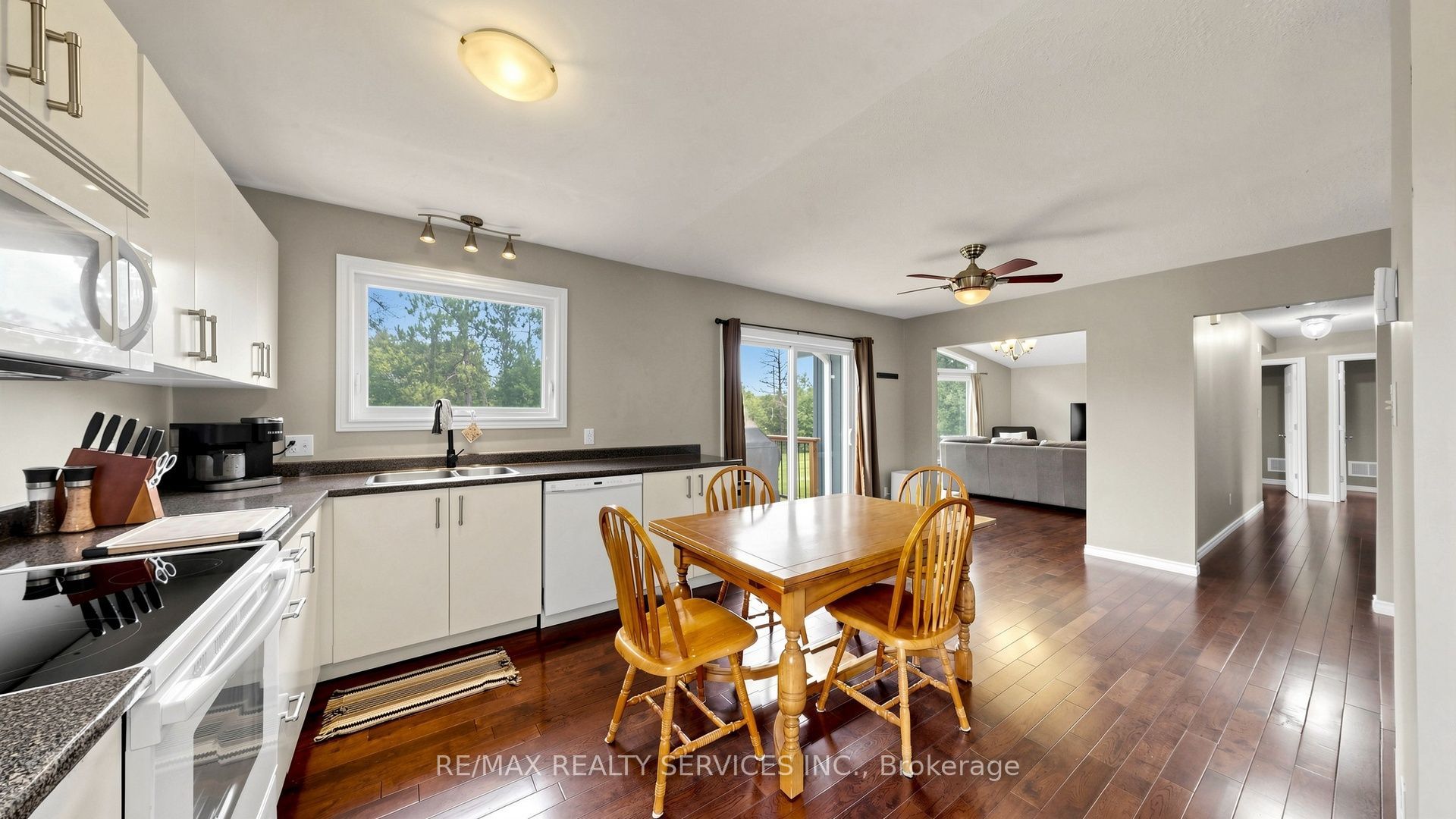 9225 County 1 Road Property Photo 12