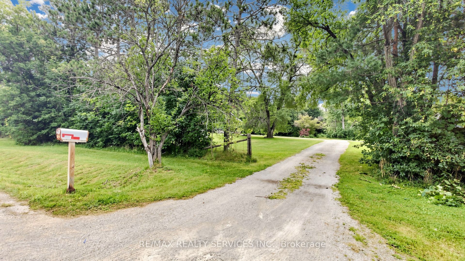 9225 County 1 Road Property Photo 39