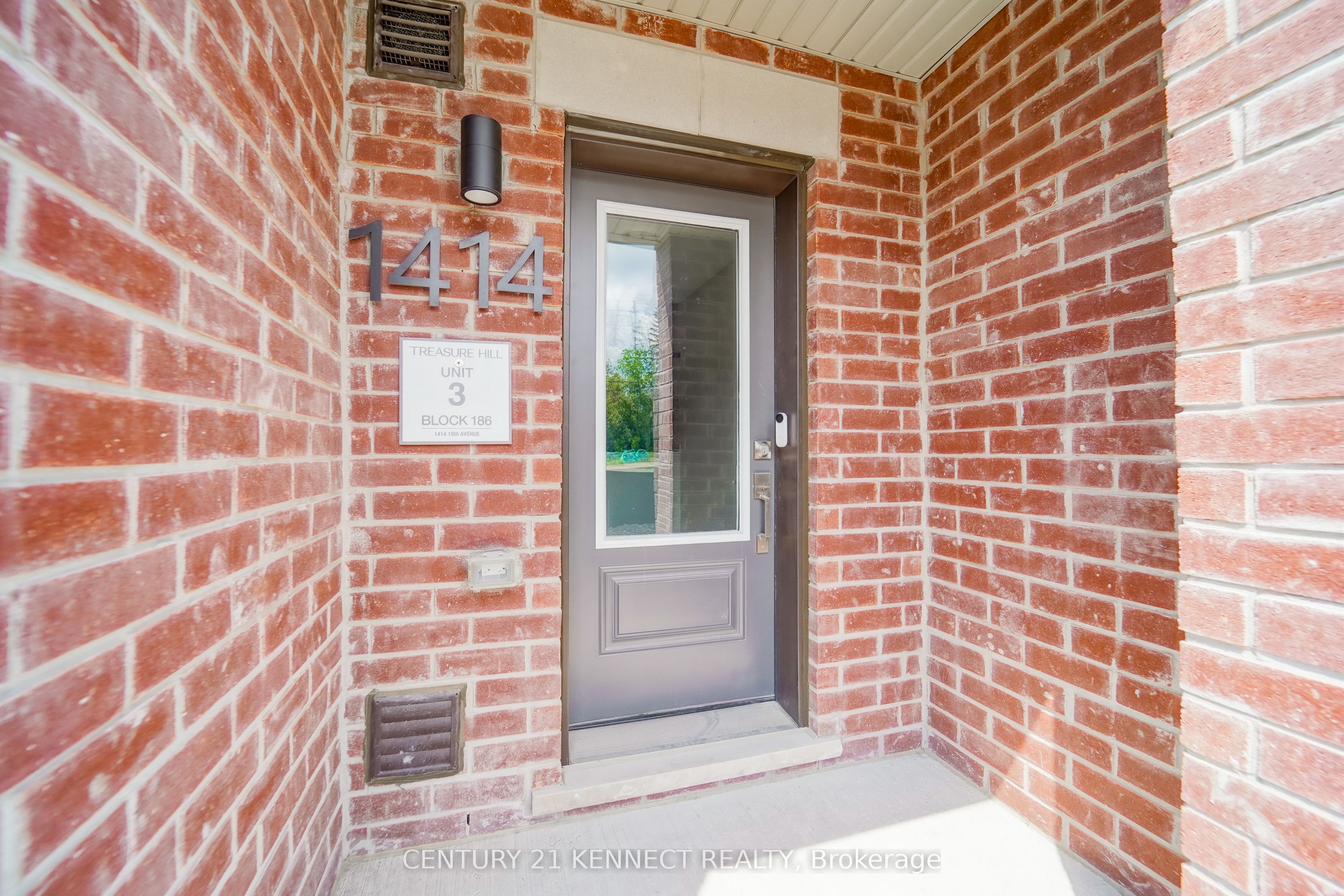 1414 19th Avenue Property Photo 5