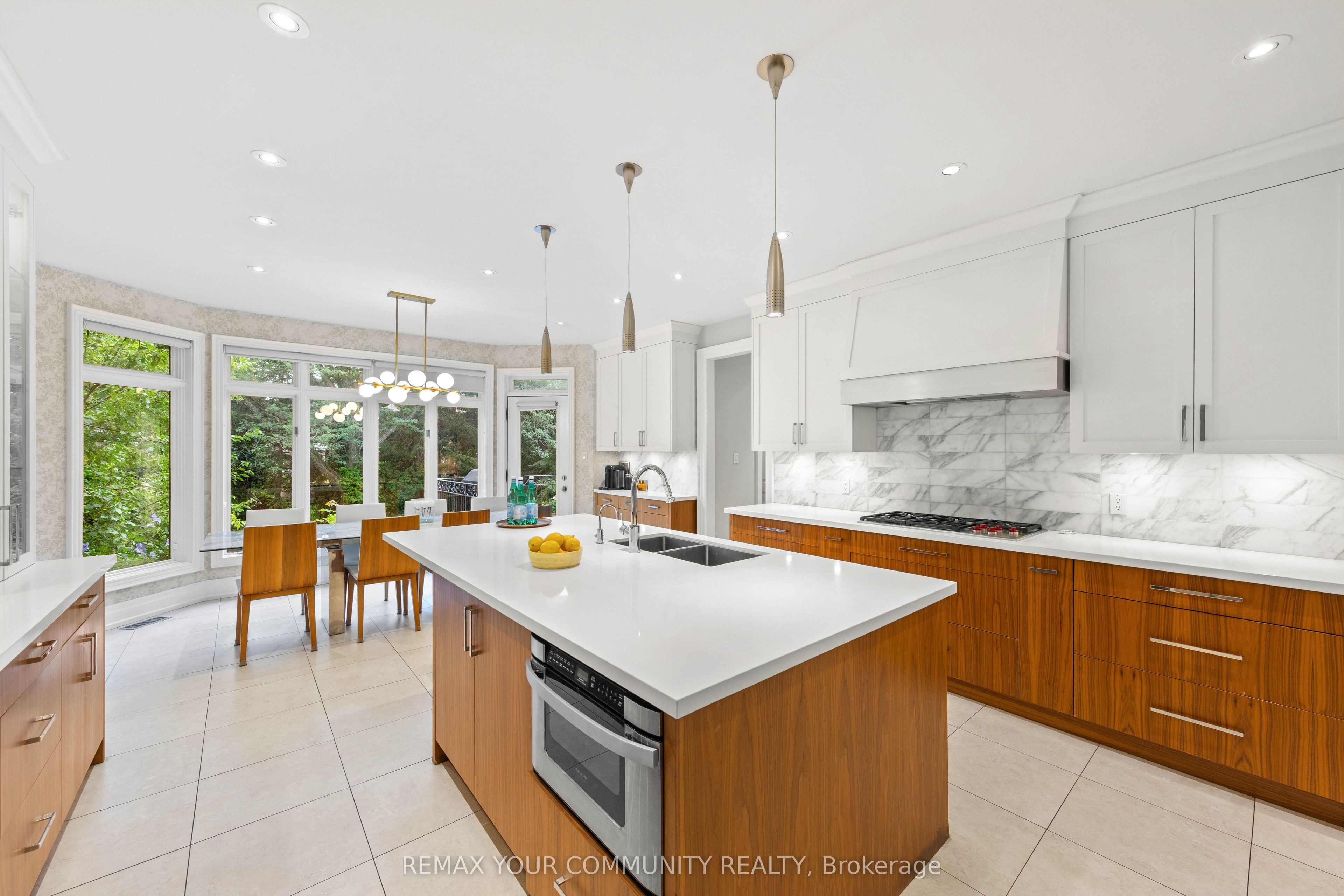 75 Arnold Avenue Property Photo 10